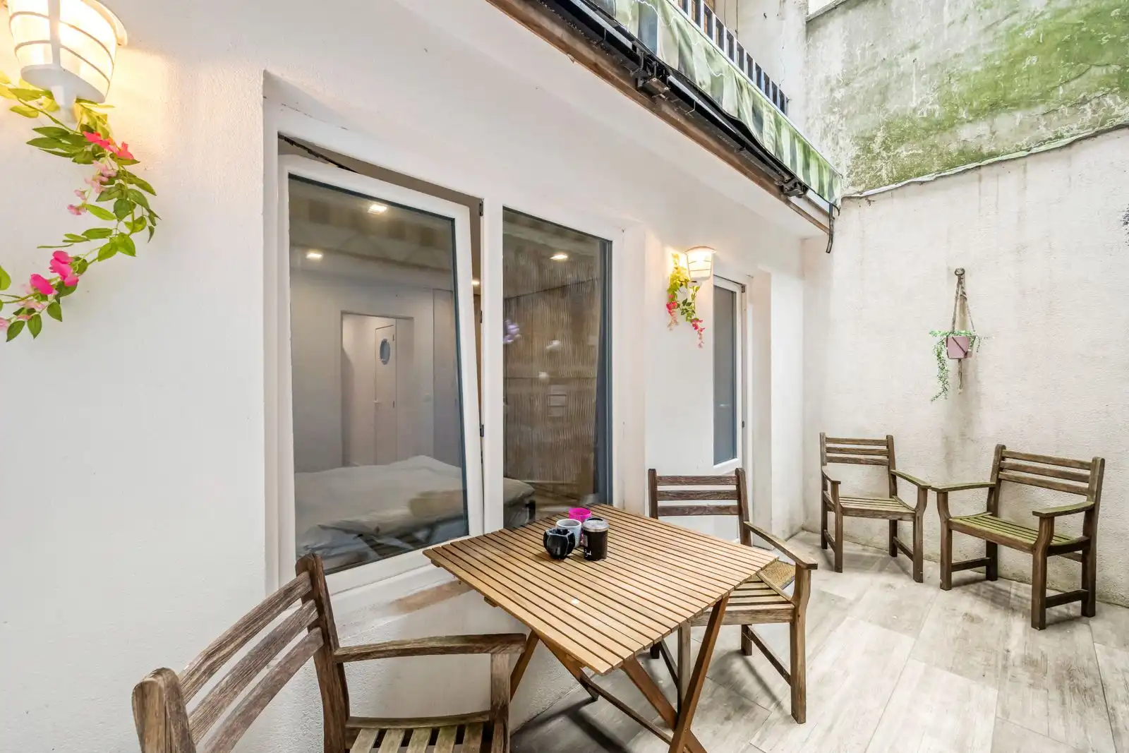 Modern en gezellig appartement met 1 slpk én terras achteraan pal aan het strand ! foto 13