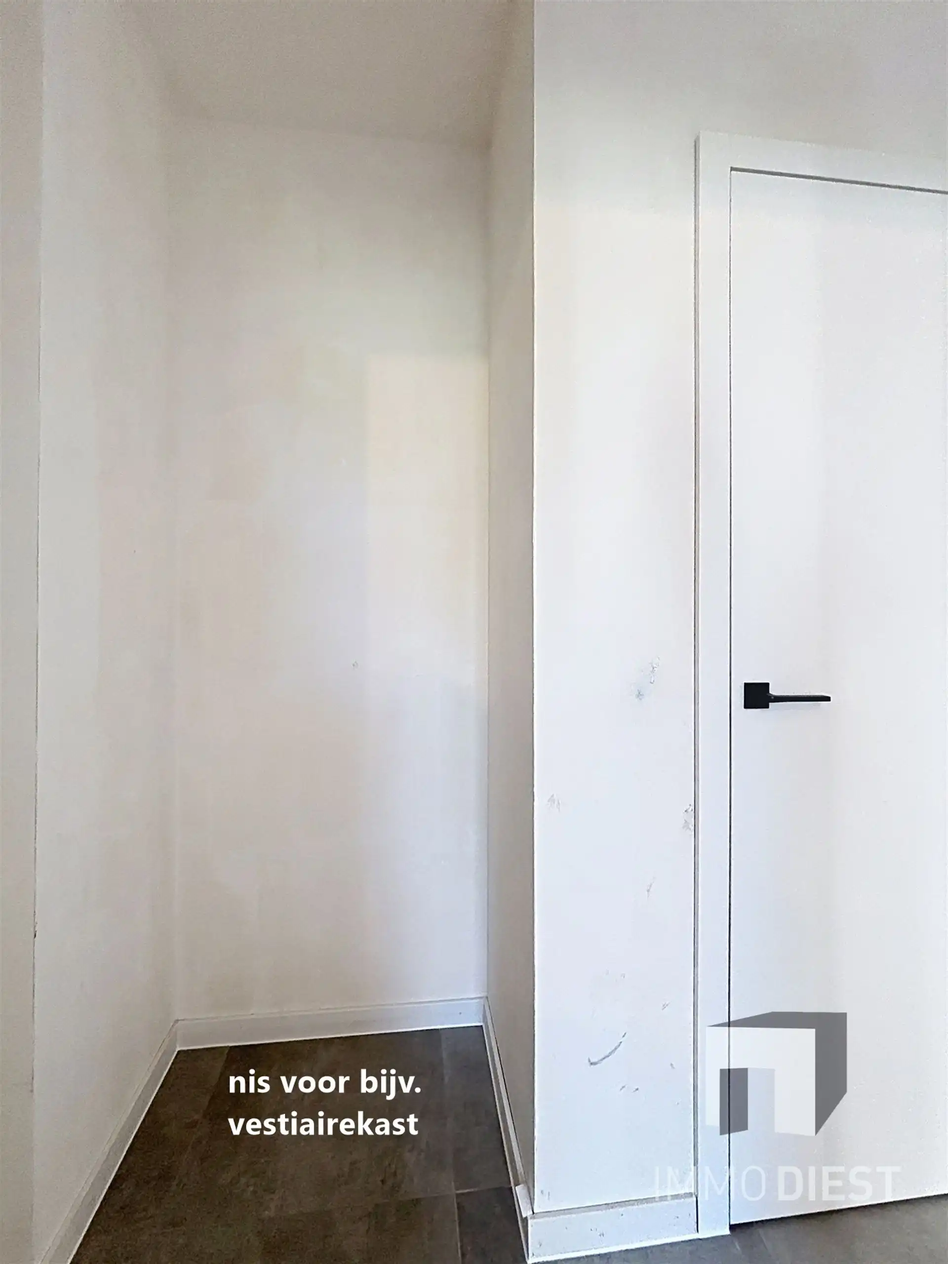 Gelijkvloers appartement met 2 slaapkamers. foto 19