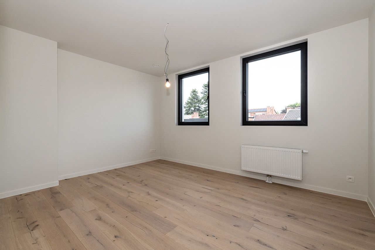 Zeer ruime en lichtrijke stadswoning met 3 of 4 slaapkamers foto 14