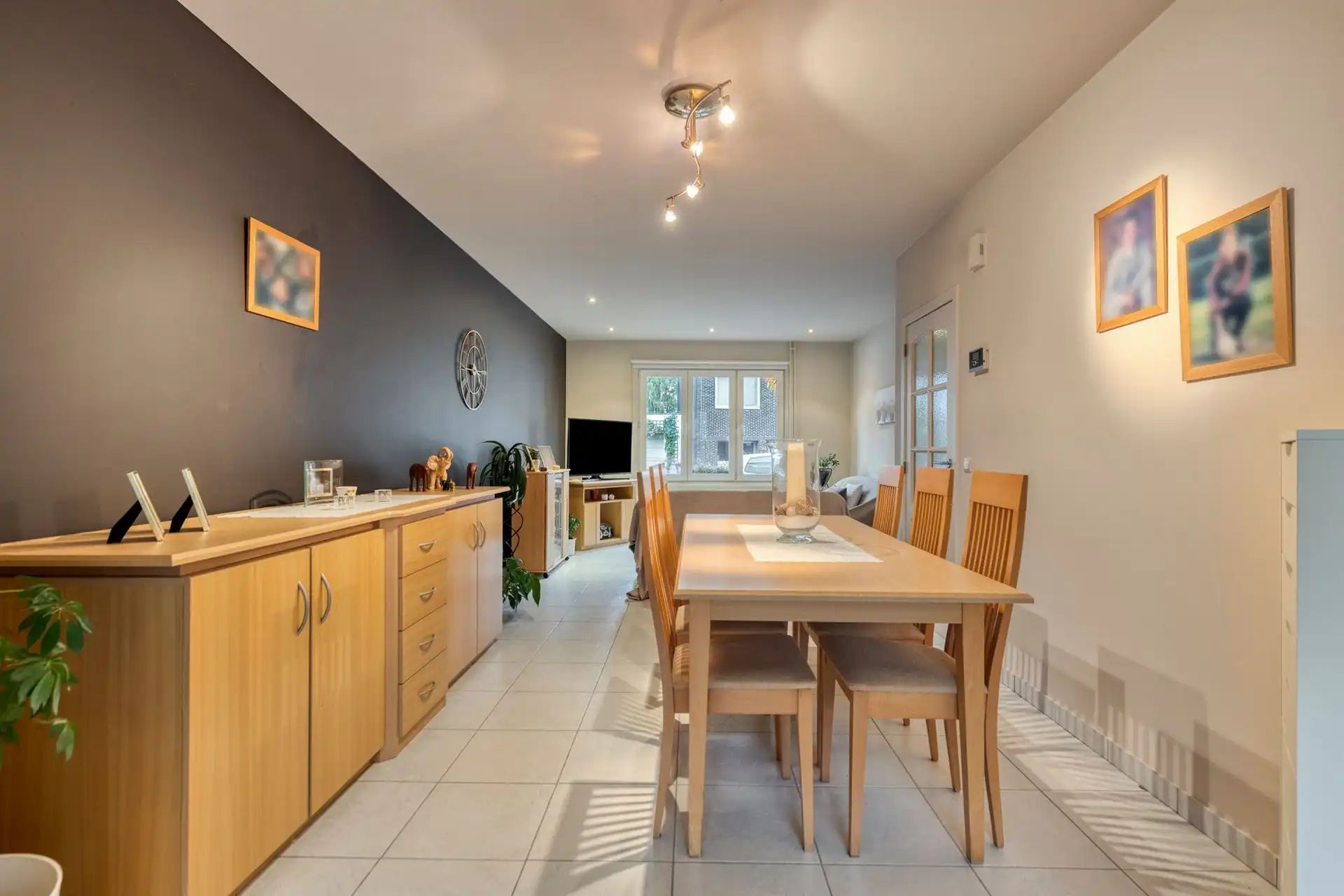 Instapklare woning met 3 slpk's en zonnig terras van 33 m²! foto 5