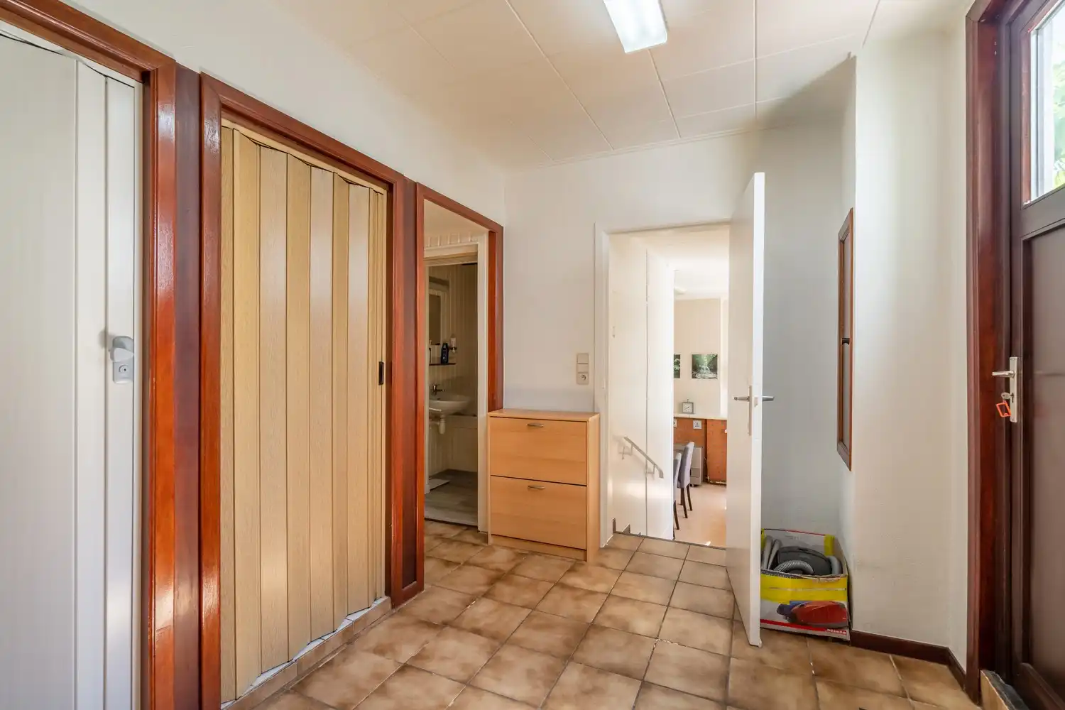 Gelijkvloers pand in het centrum van Sint-Truiden! foto 5