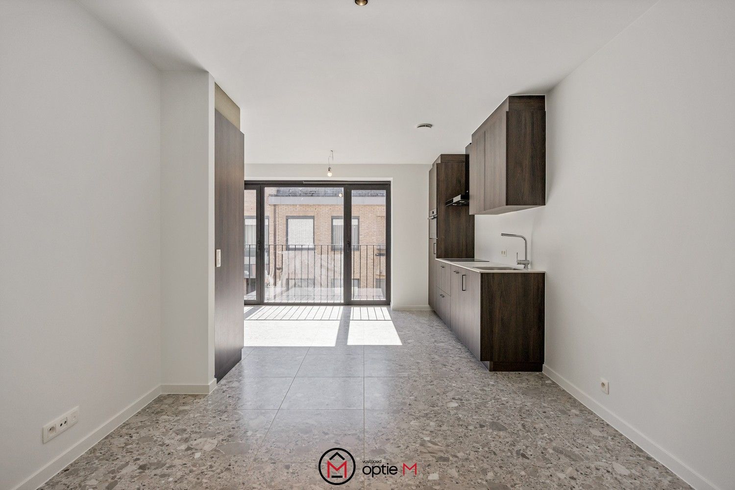 Wonen in het hart van Hasselt – slimme, complete studio foto 4