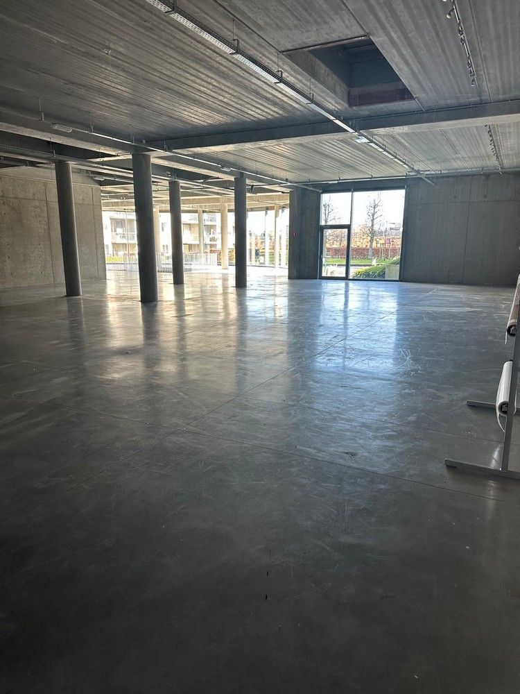 799m² Kantoren/showroom foto 7
