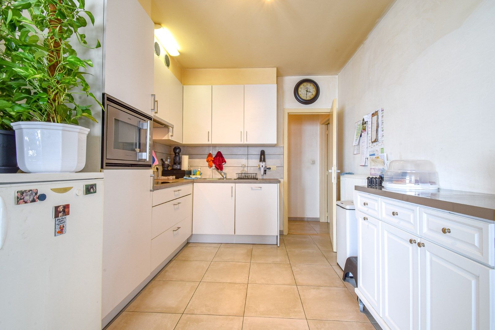 Gelijkvloersappartement met twee slaapkamers en terras foto 6