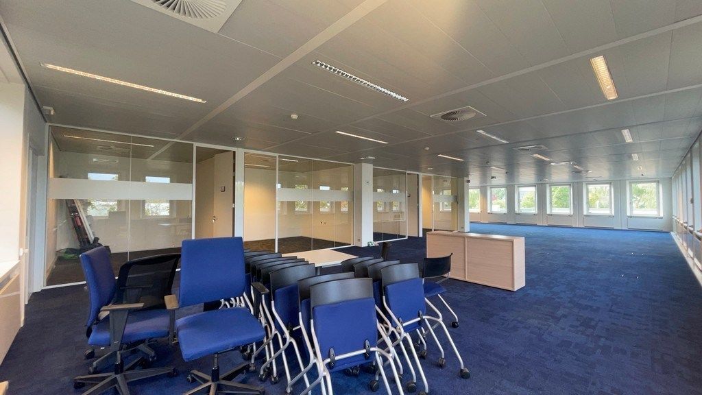 Instapklare kantoren te huur vlakbij E19 in Kontich foto 9