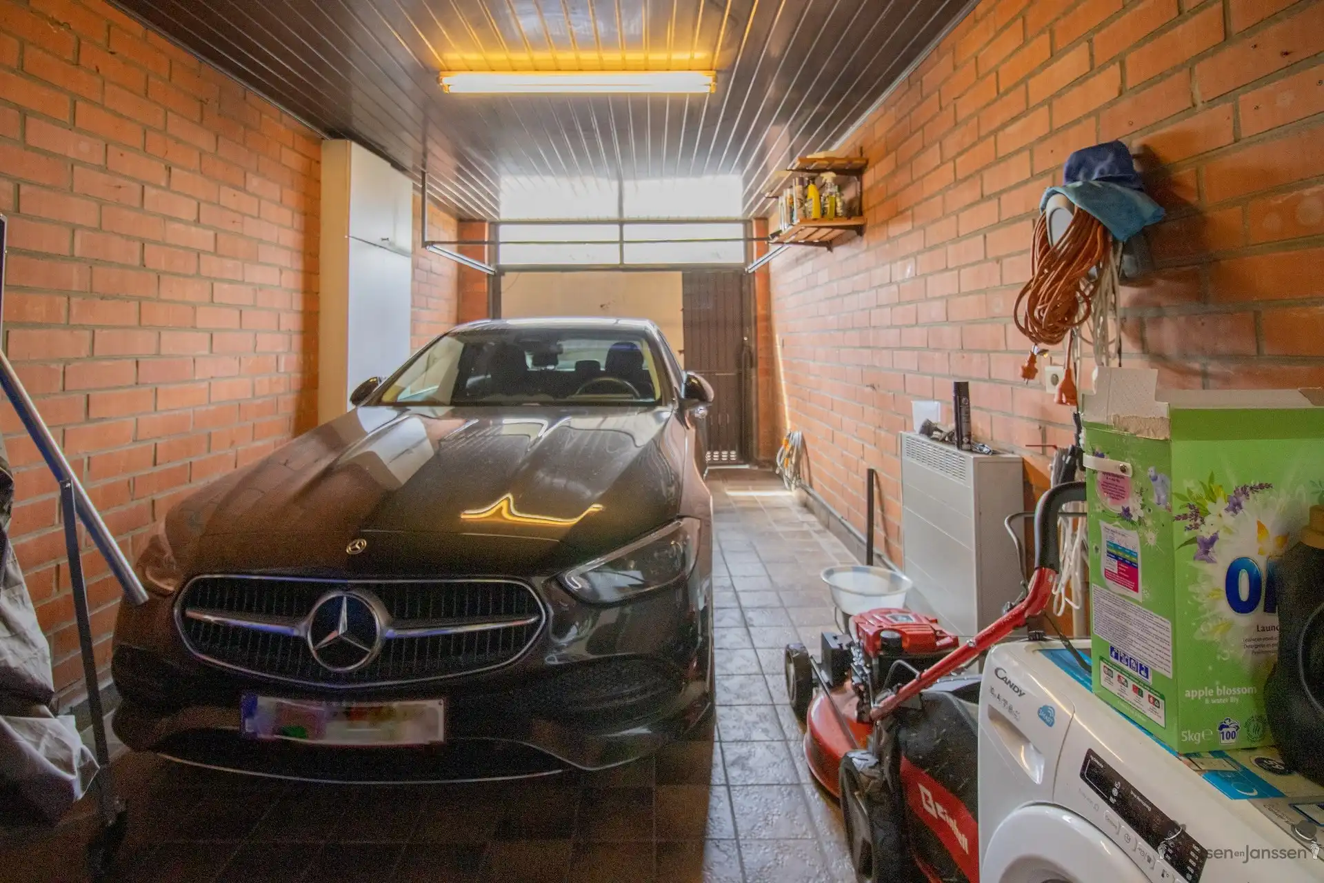 Gelijkvloerse woning met 3 slaapkamers en inpandige garage foto 13