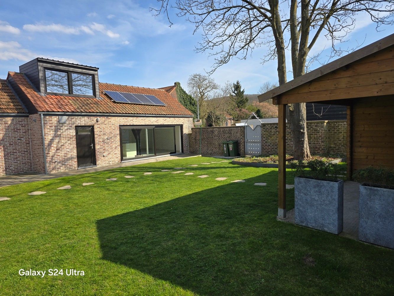 "Charmante hoekwoning " Bakkershuisje" met sfeervolle renovatie foto 3