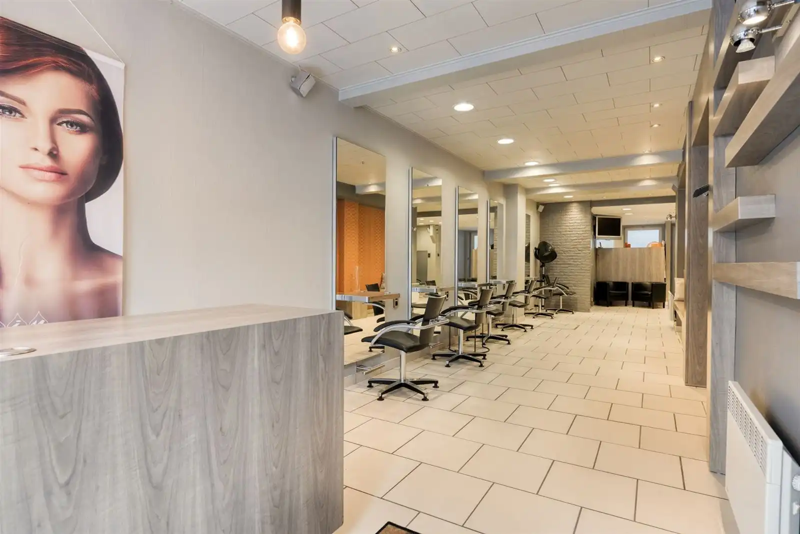 Uniek aanbod in Wilrijk: appartement met handelspand, tuin en bijgebouw  foto 20