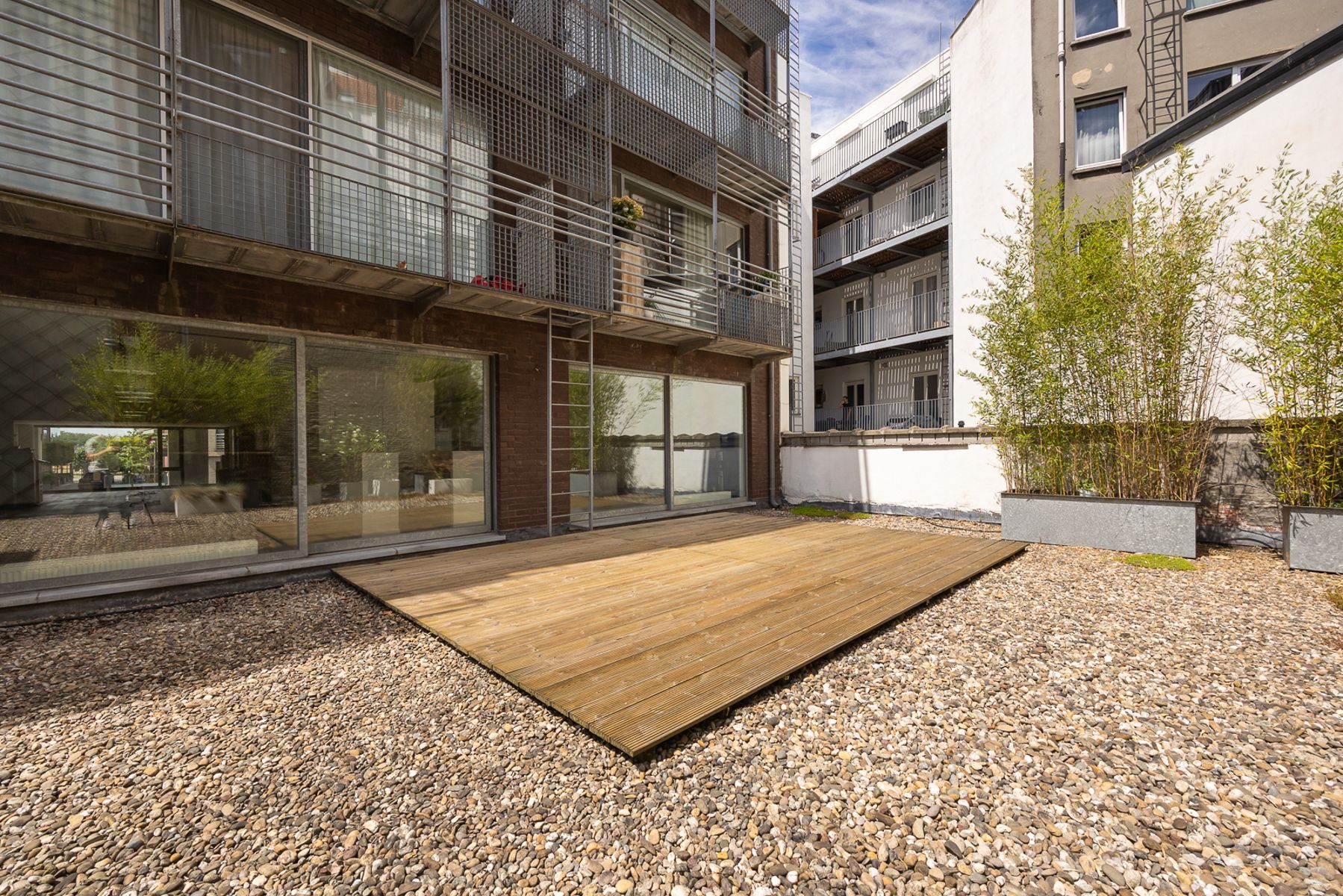 Kantoor met tuin en parking op ’t Zuid foto 18