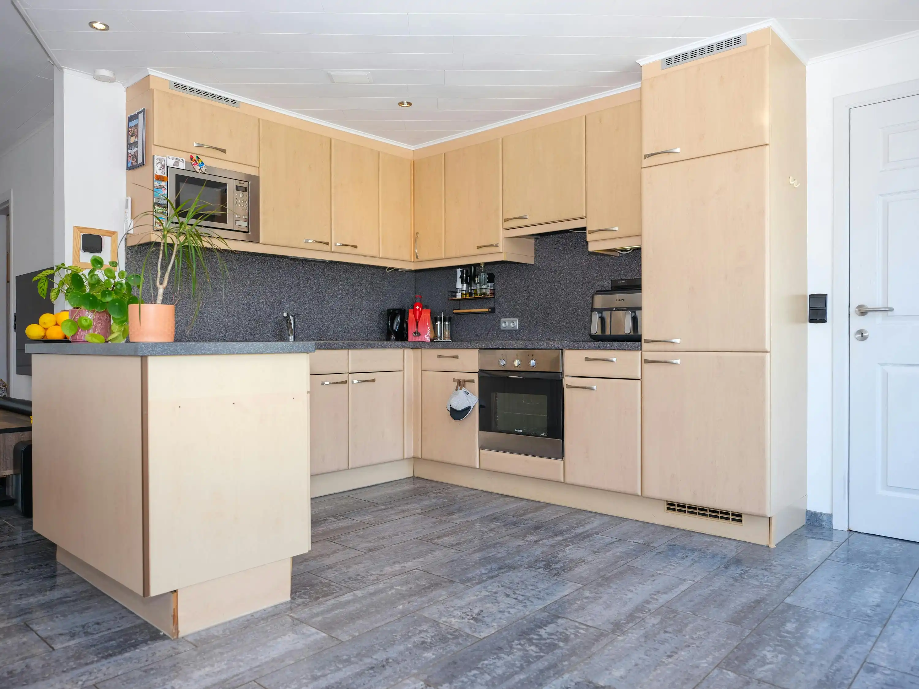 Instapklaar huis met 4 slaapkamers in Hertsberge foto 6