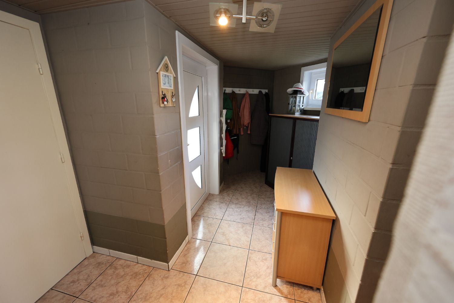 Woning op uitstekende locatie! foto 17