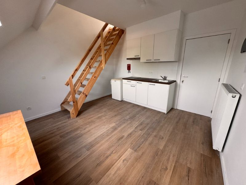 --- NIEUW --- STUDENTS ONLY!!! Gerenoveerde STUDENTEN-kamers & -studio's (GEEN DOMICILIE MOGELIJK!) foto 8