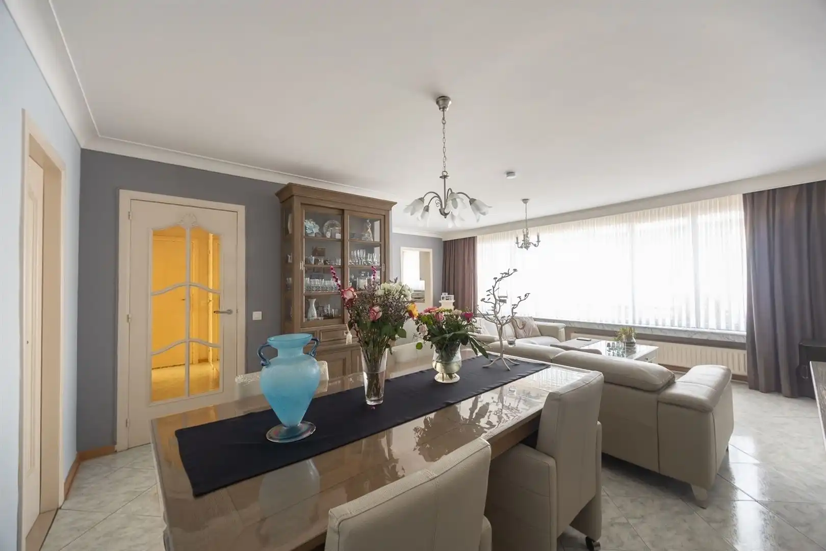 Instapklaar appartement INCL GARAGE foto 5