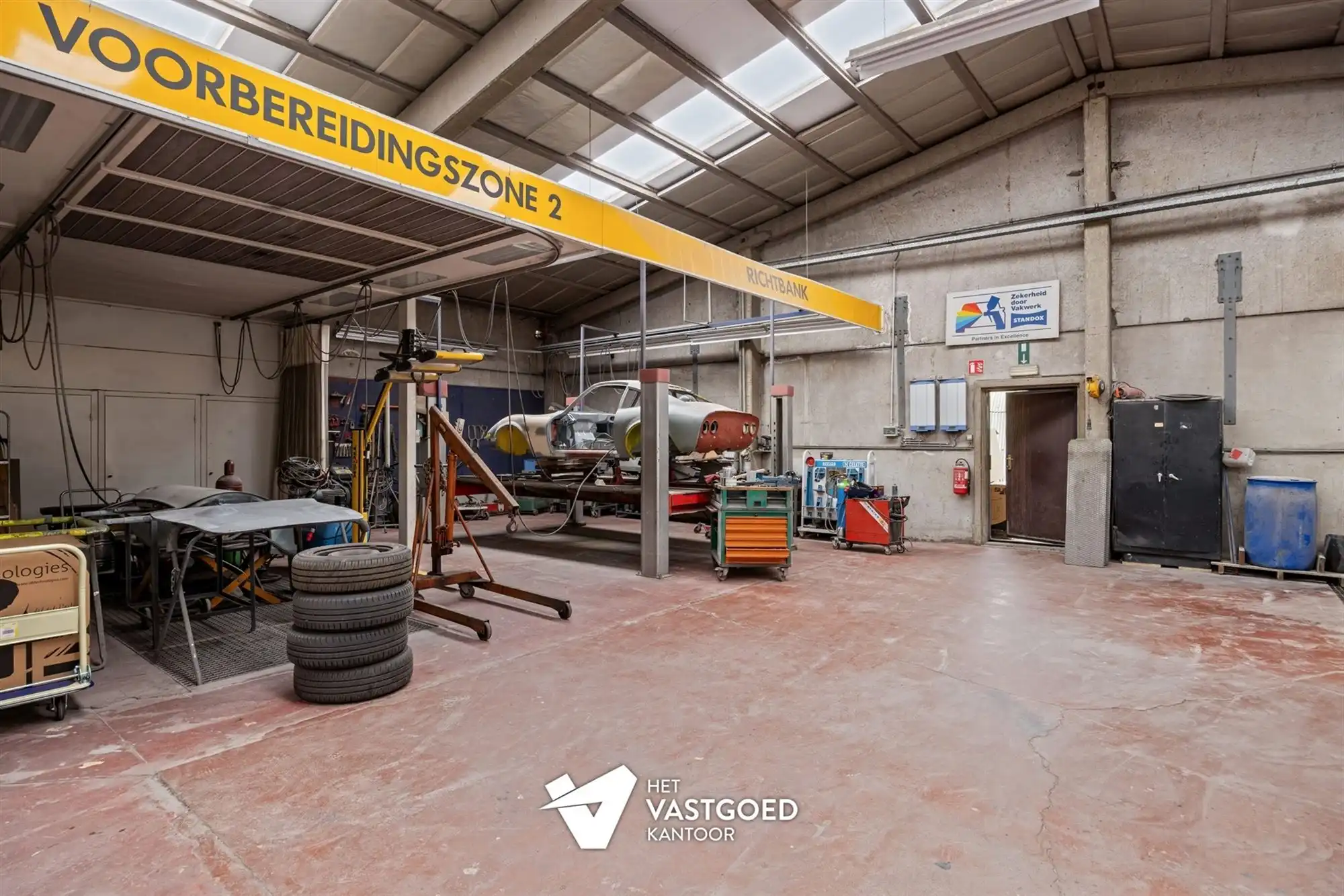 OVER TE NEMEN GARAGE (800M²) EN TANKSTATION GELEGEN OP EEN PERCEEL VAN 2727M² TE HAM foto 28