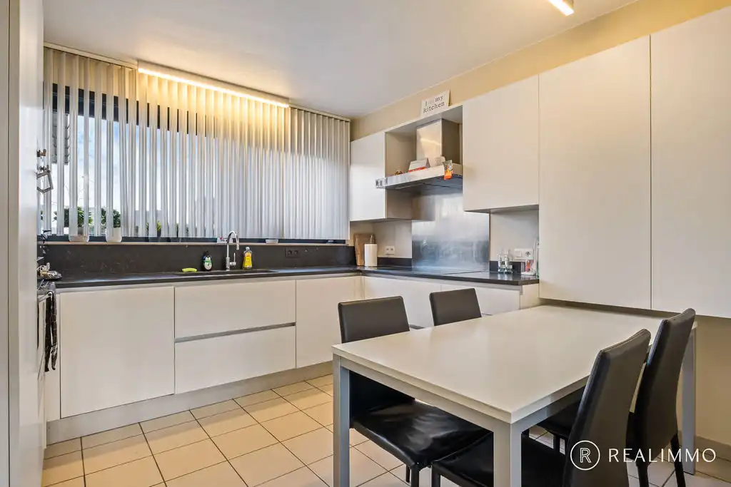 Ruime villa op 3168m² foto 12