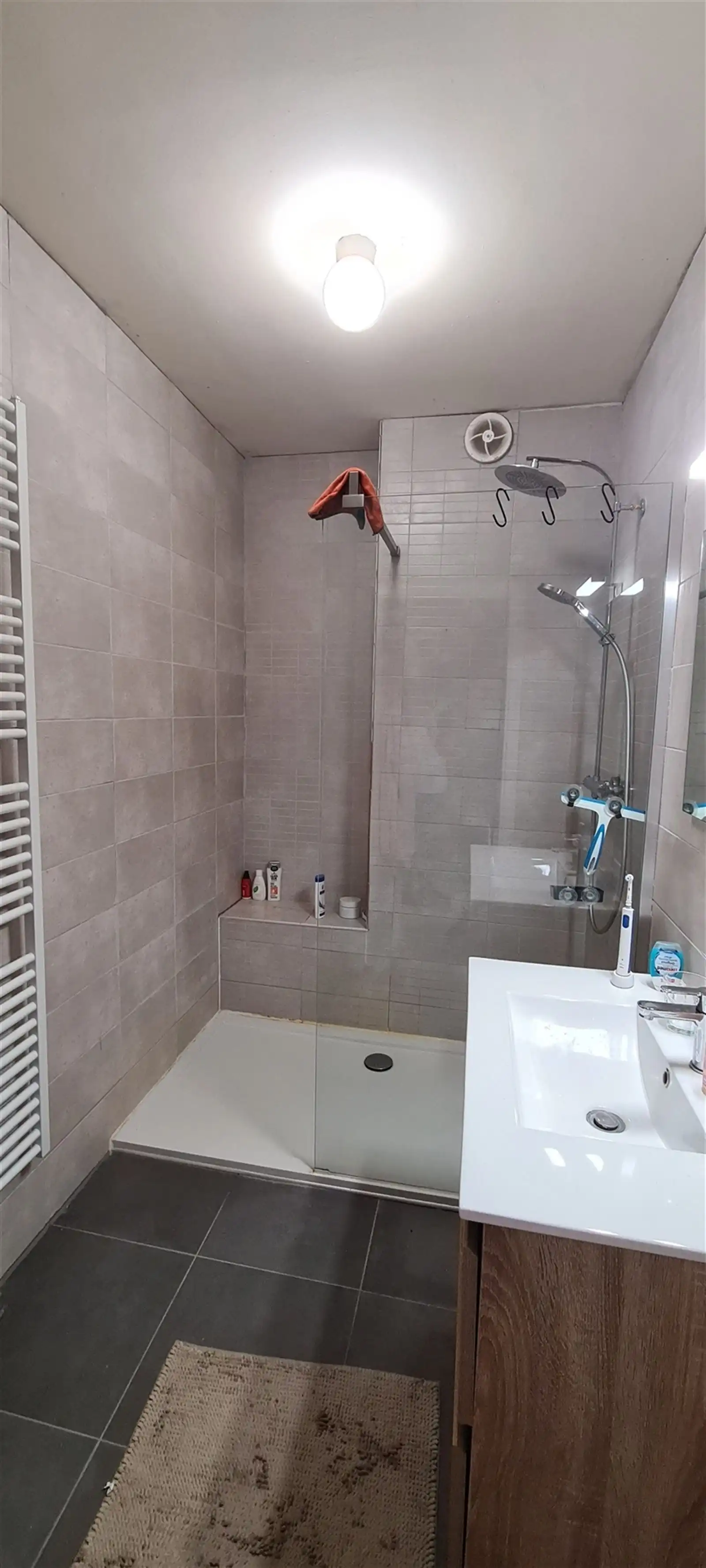 2-slpk appartement (met derde kamer op gelijkvloers en gemeenschappelijke garage) foto 5