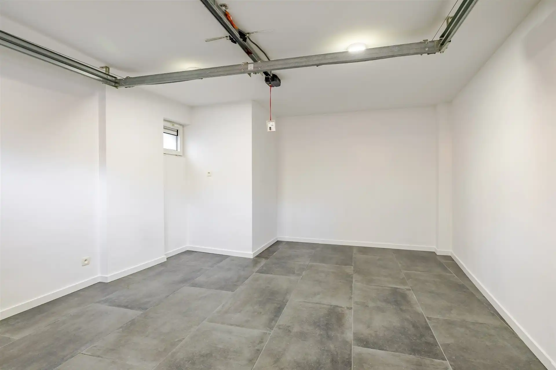 Top gerenoveerde woning met 4 slks, garage en terrassen foto 10
