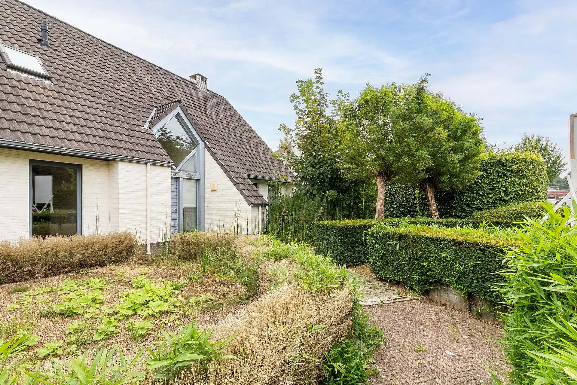 Vrijstaande ruime woning in Hove met 5 slaapkamers foto 3