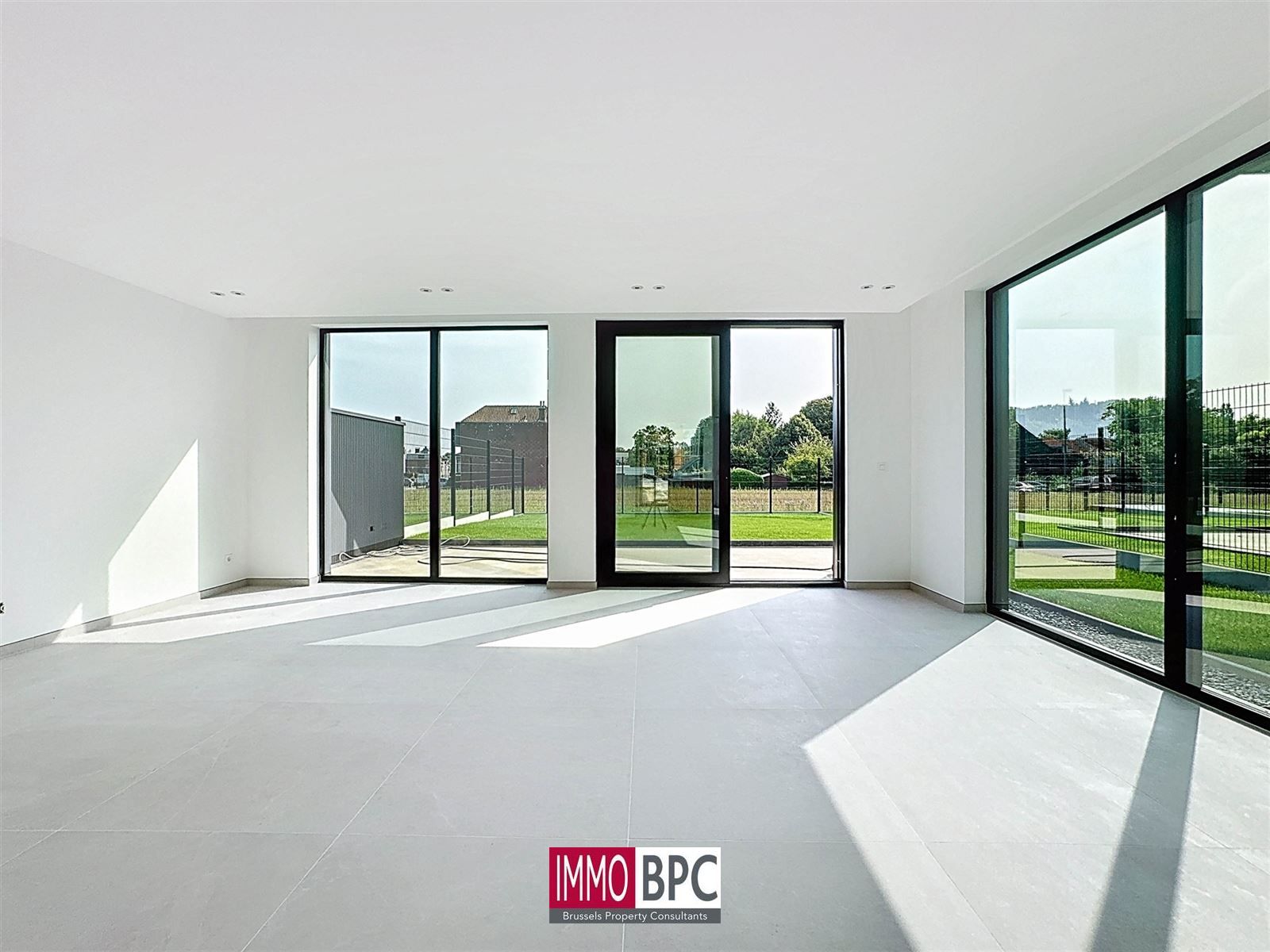 Prachtige nieuwbouwwoning in Wemmel – driegevel met zonnige tuin, hoogwaardige afwerking en extra’s! foto 8