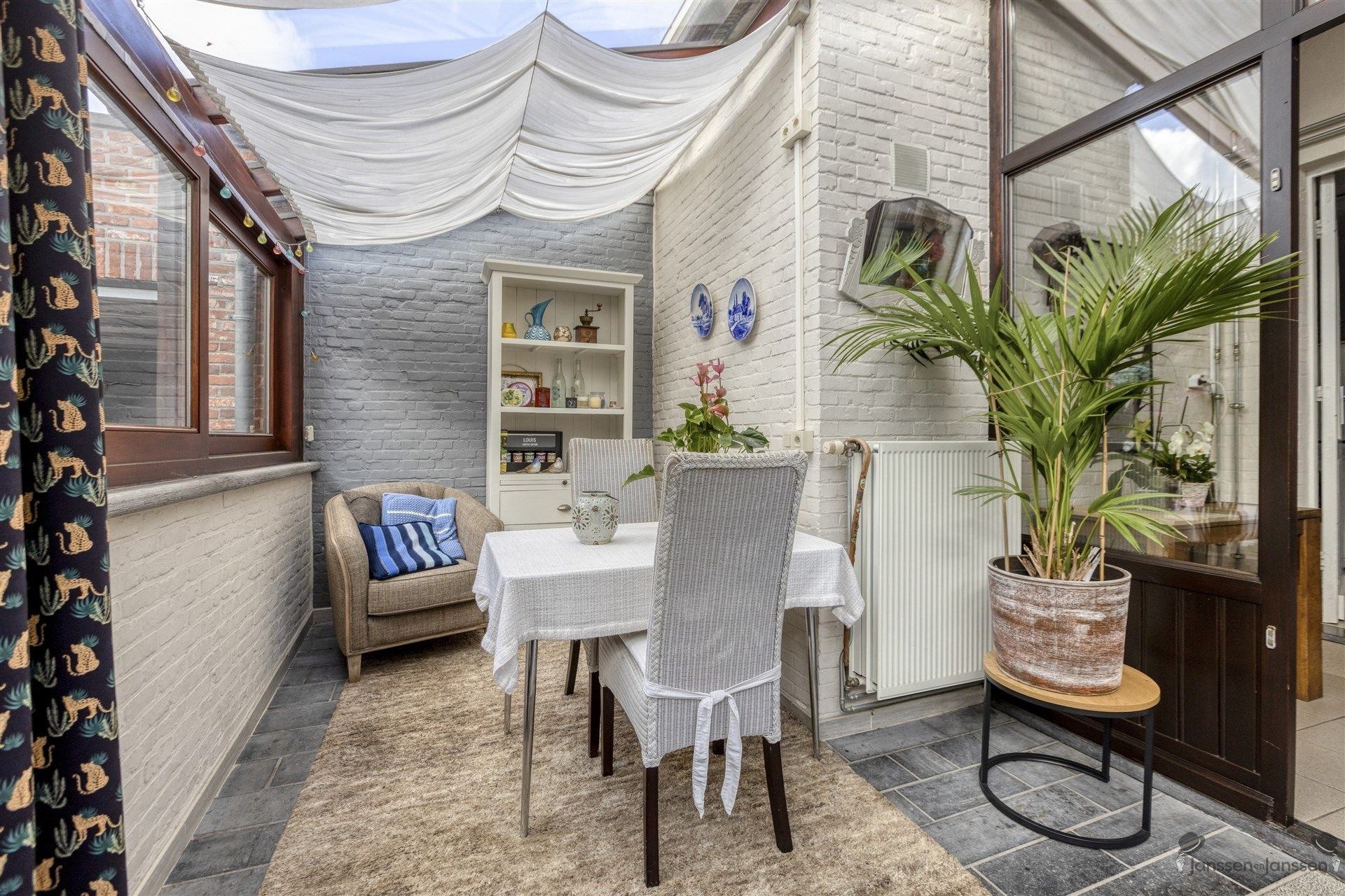 Instapklare halfopen bebouwing met zuidgericht dakterras in Mol foto 10