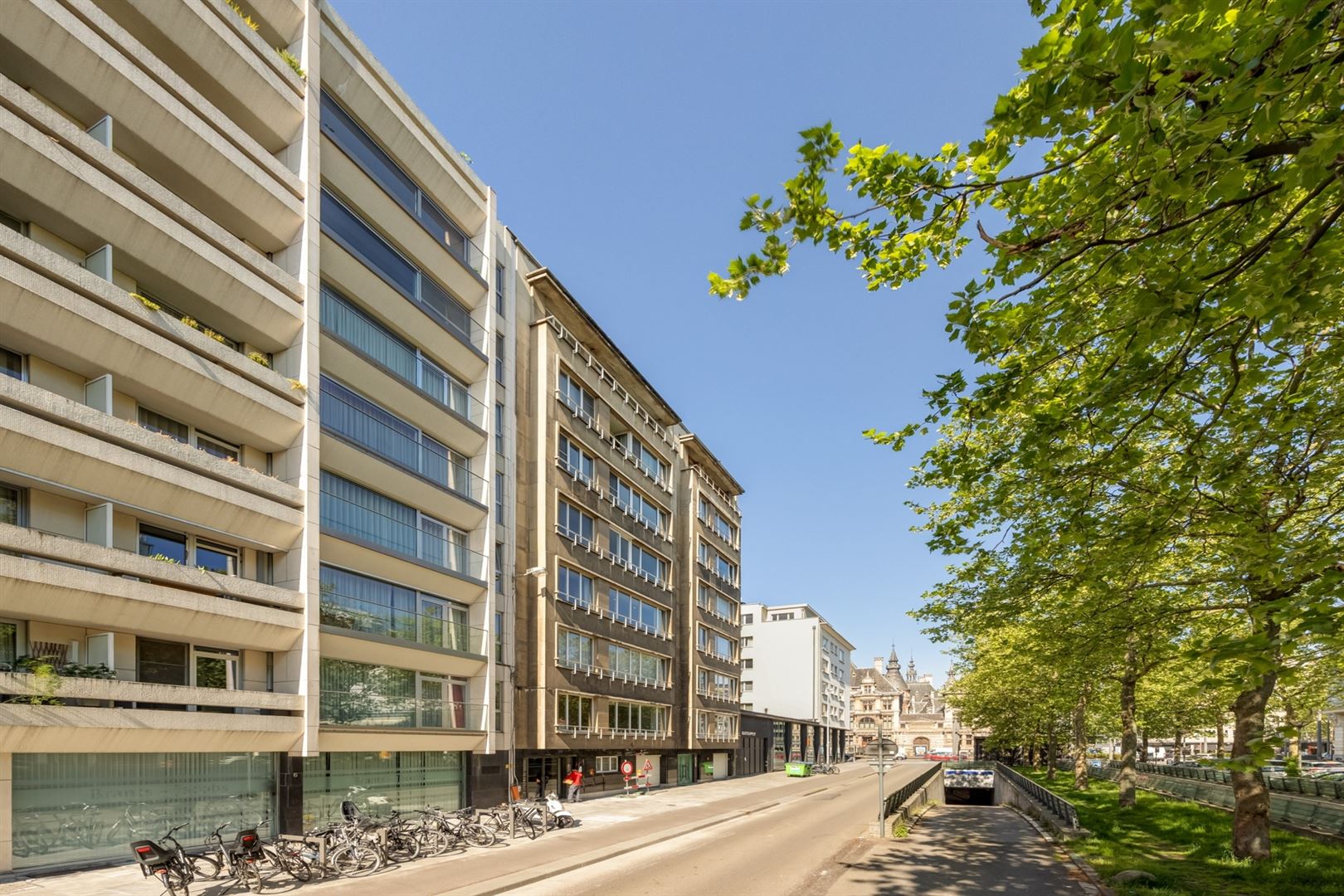 Zeer ruim appartement met 3 slaapkamers op TOP-locatie foto 20