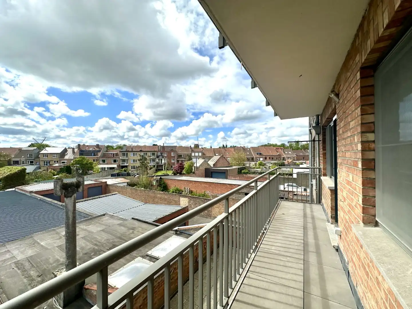 Lichtrijk appartement met twee slaapkamers te Sint-Kruis foto 7