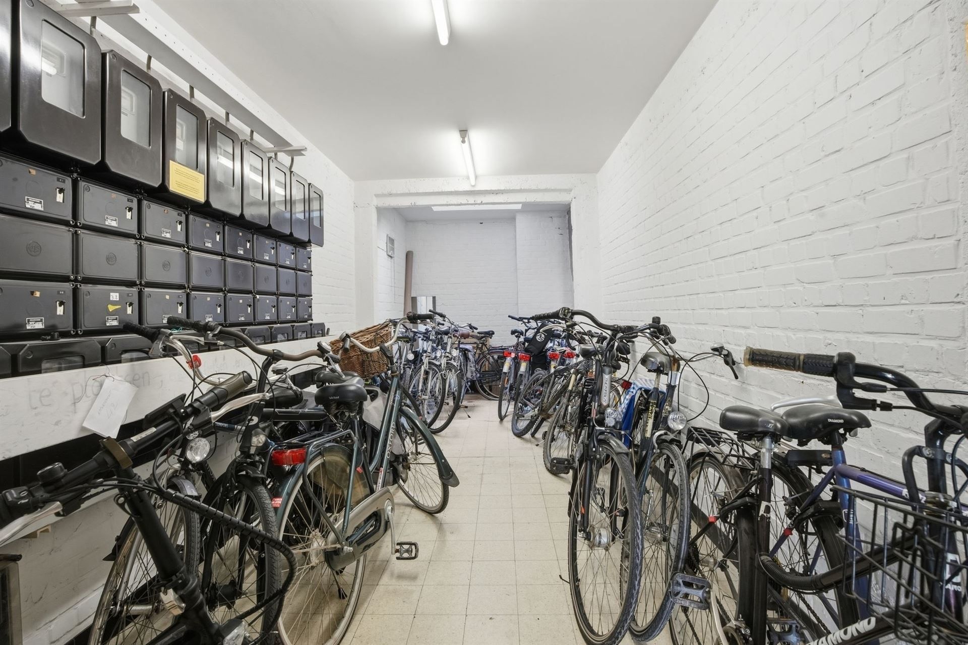 ZONNIG / INSTAPKLAAR  foto 30