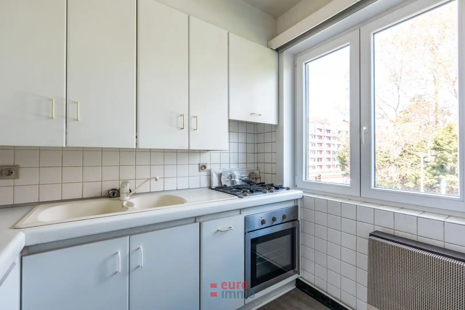 Appartement met 3 slaapkamers aan de rand van de villa-wijk! foto 6