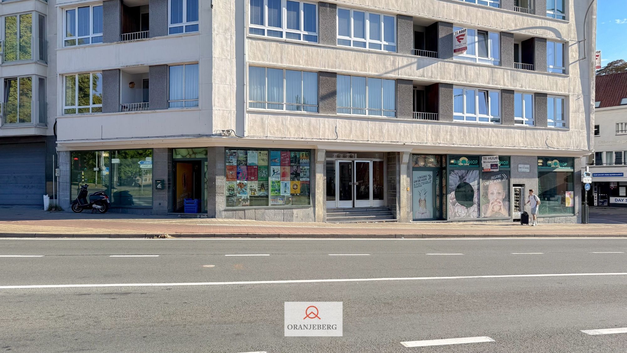 Ruim hoekpand (325 m²) op TOPligging met visibileit foto 4
