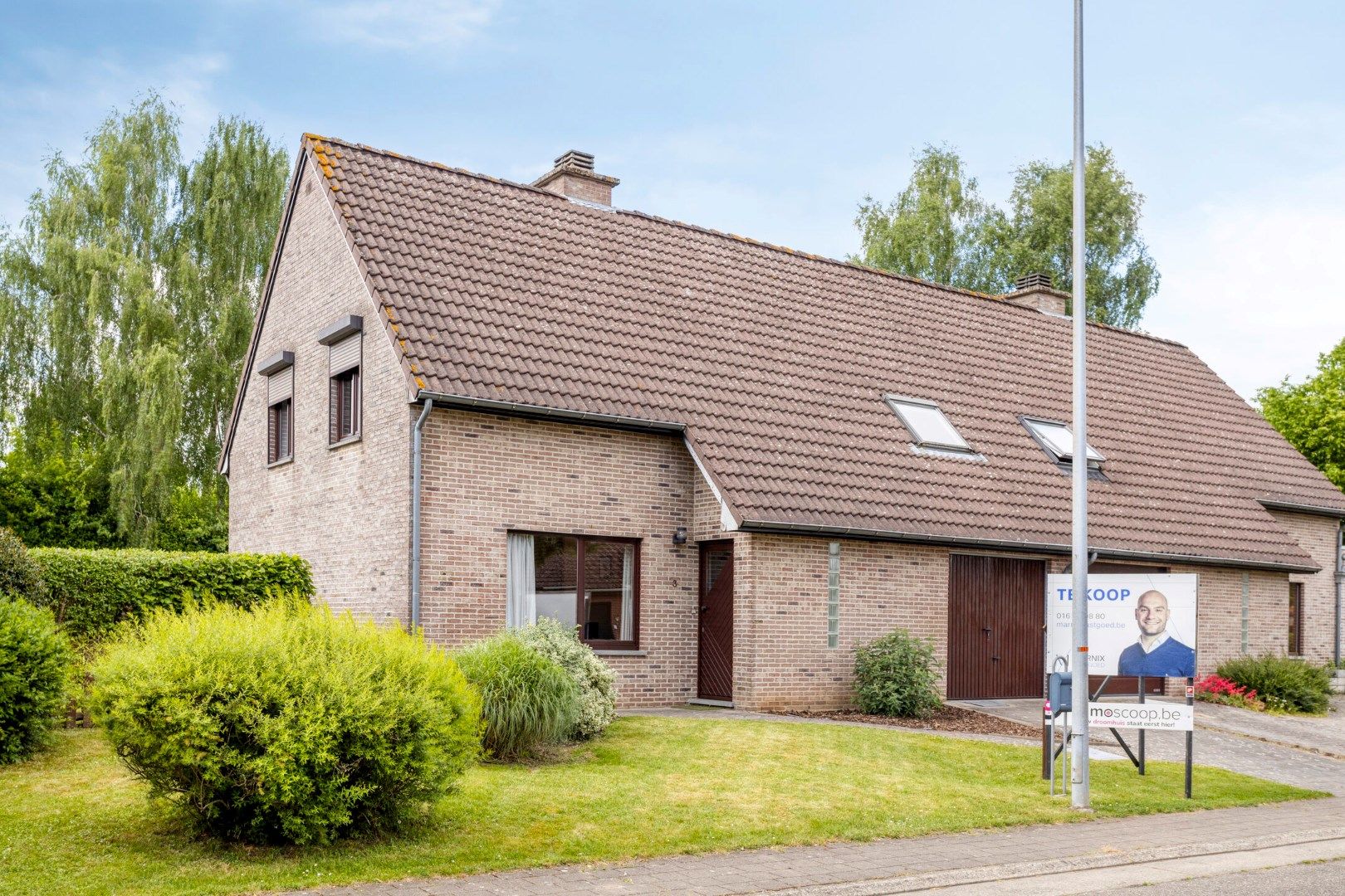 Hoofdfoto van de publicatie: Charmante halfopen bebouwing te koop in Lubbeek - EPC 333 kWh/m² - bewoonbare opp. 152 m²