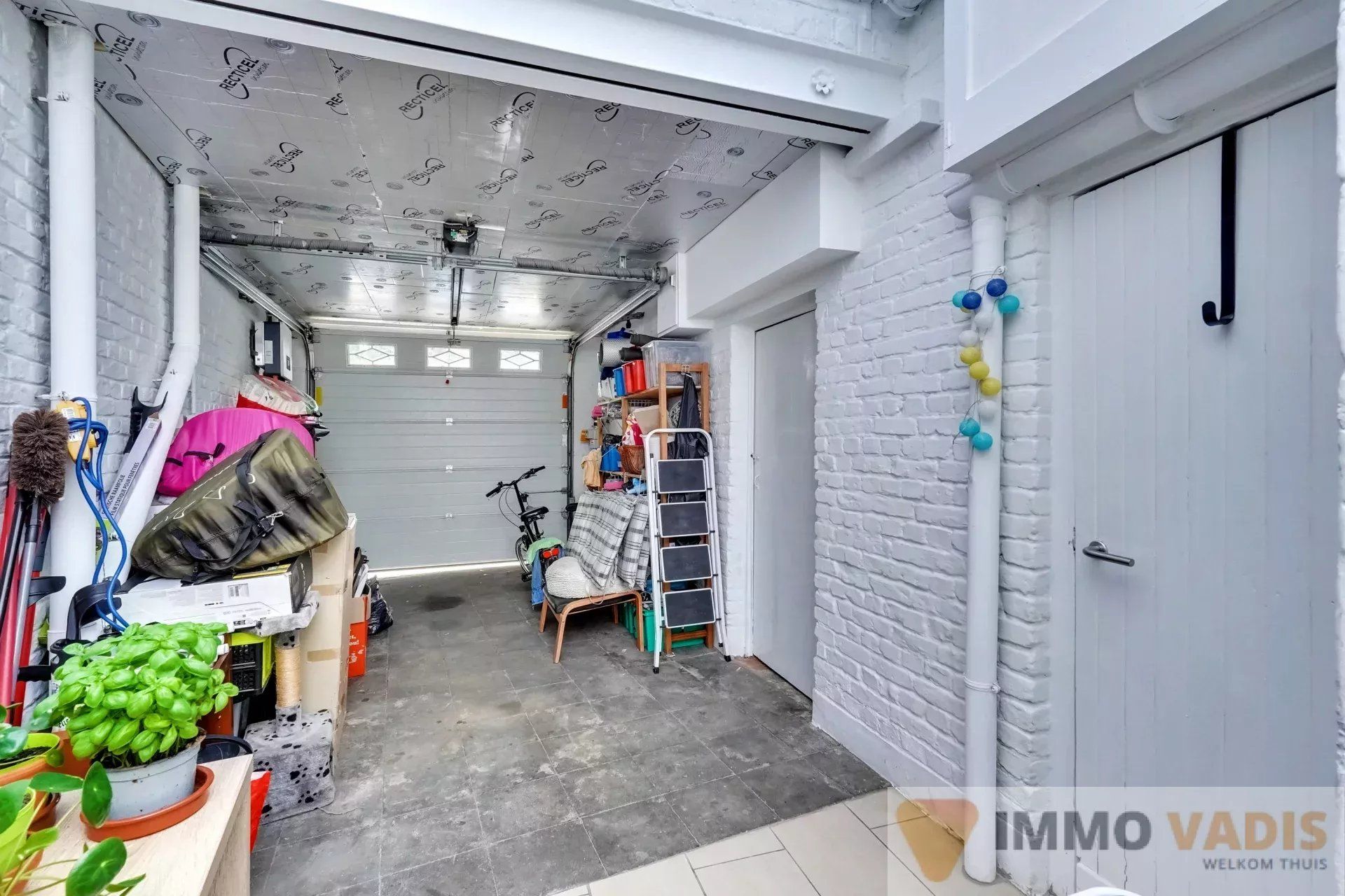 Stadswoning met garage, 2 slaapkamers en 2 badkamers, op een toplocatie in het centrum. Een verborgen parel in het hart van de stad. foto 9