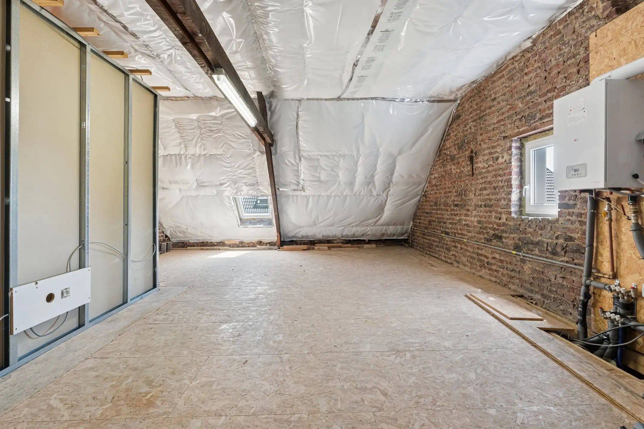 Multifunctioneel pand op strategische locatie foto 24