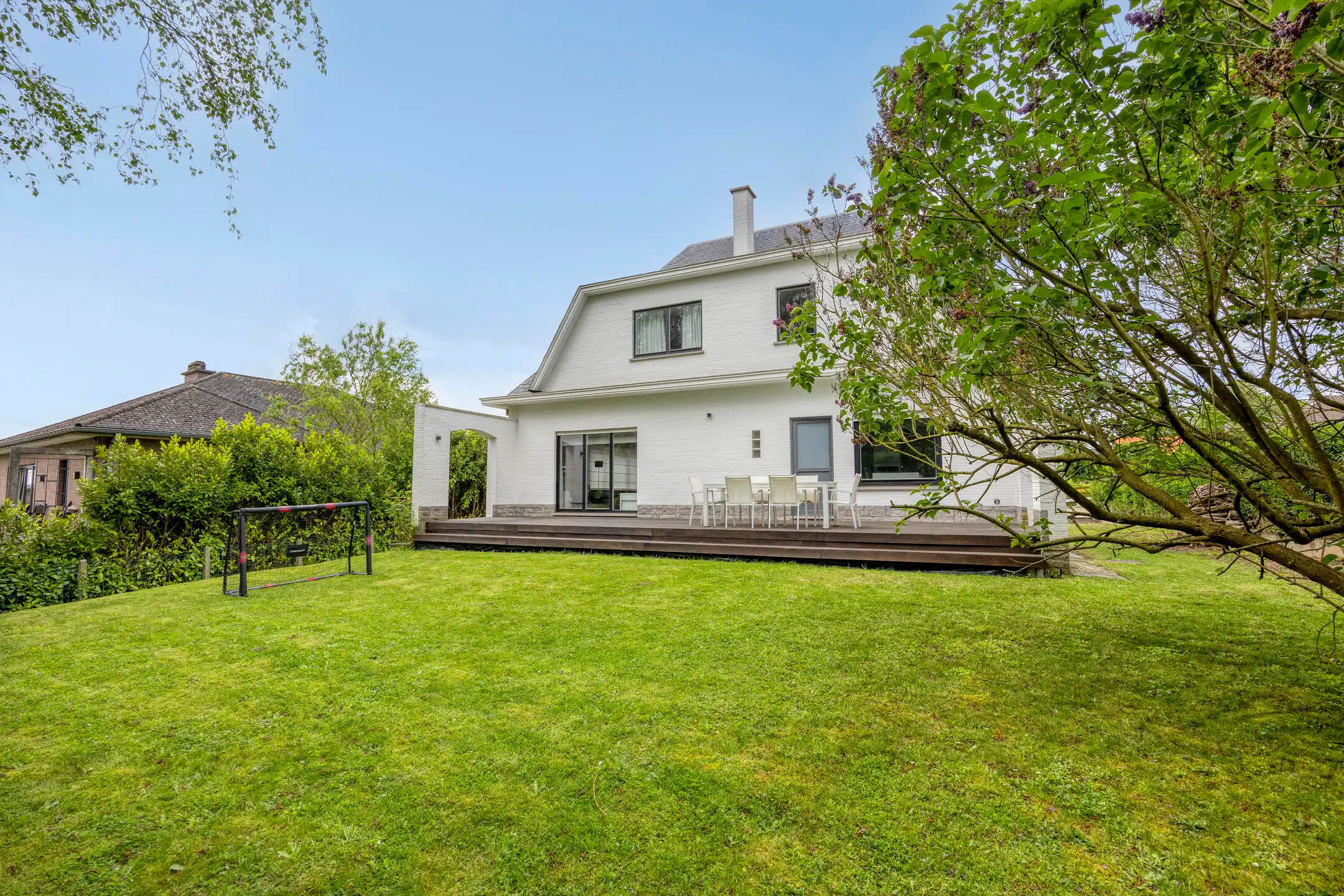 Prachtig Gerenoveerde Villa (260m²), Toplocatie in Dilbeek! foto {{pictureIndex}}