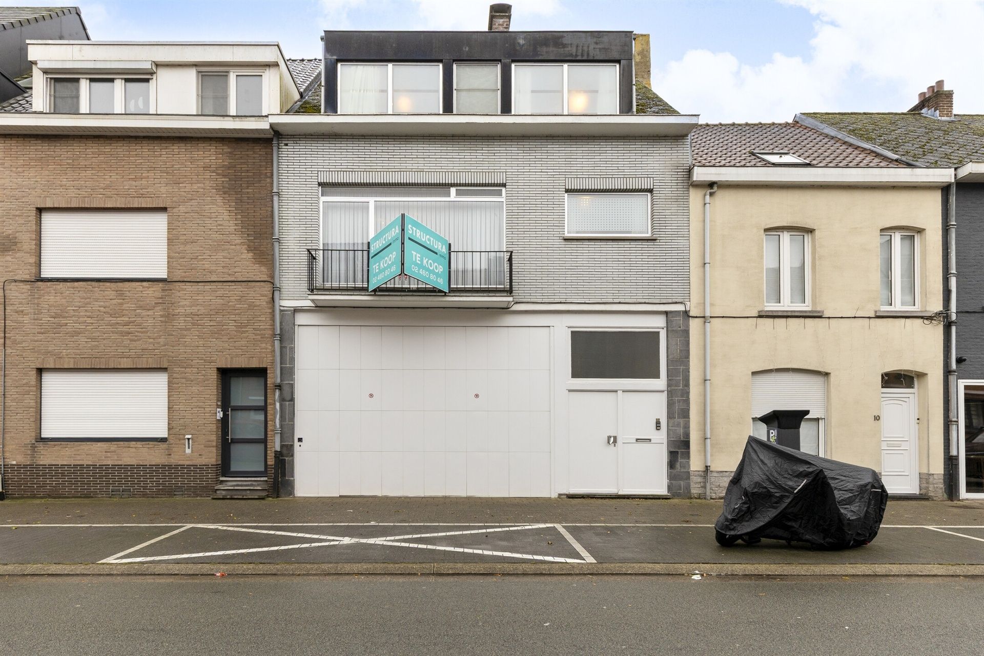 Hoofdfoto van de publicatie: Ruime woning met 4 kamers, groot terras en uitzonderlijke garage!