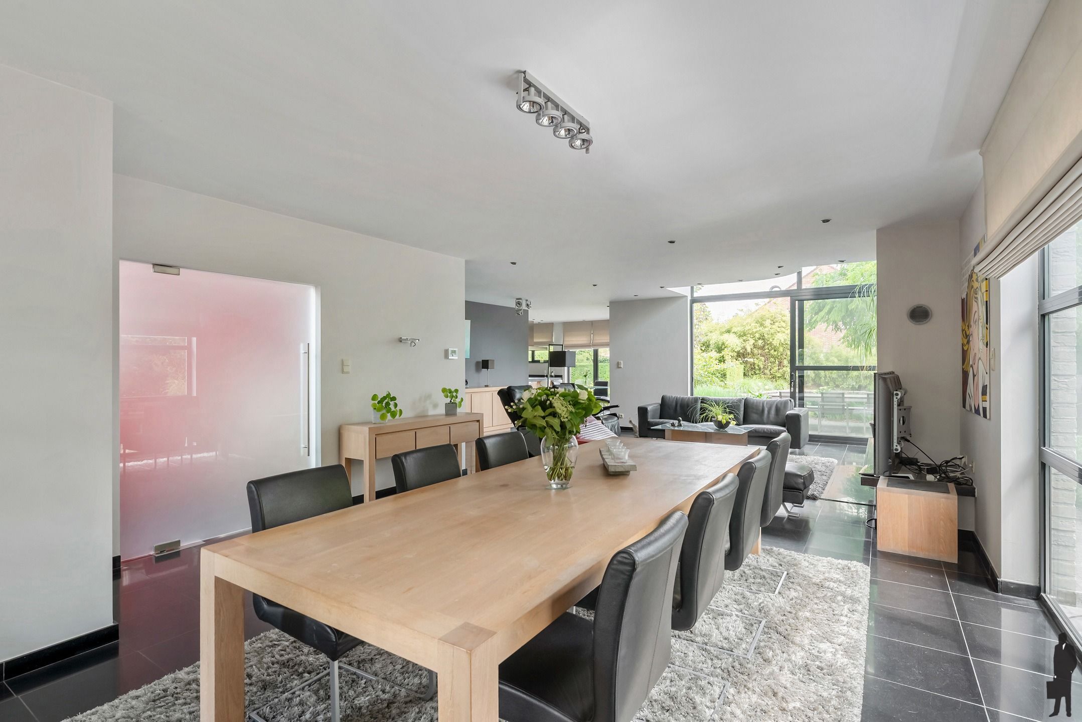 Instapklare woning met zwemvijver in Hoogstraten! foto 11
