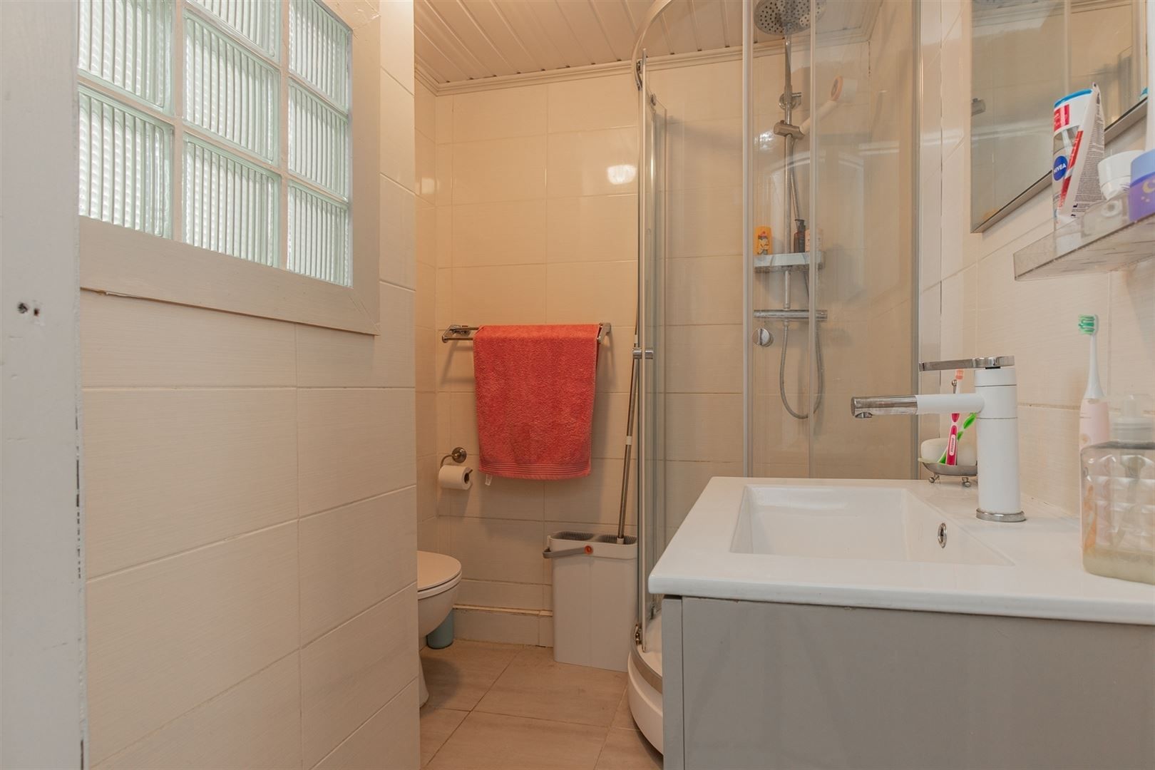 Opbrengsteigendom met 4 appartementen te Schaarbeek! foto 13