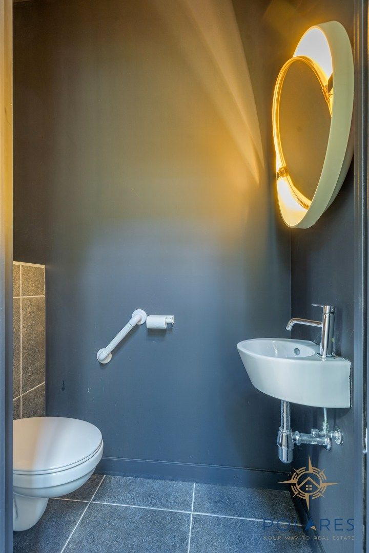 Gelijkvloers 2 slaapkamer appartement met tuin en unieke erfgoedwaarde foto 24