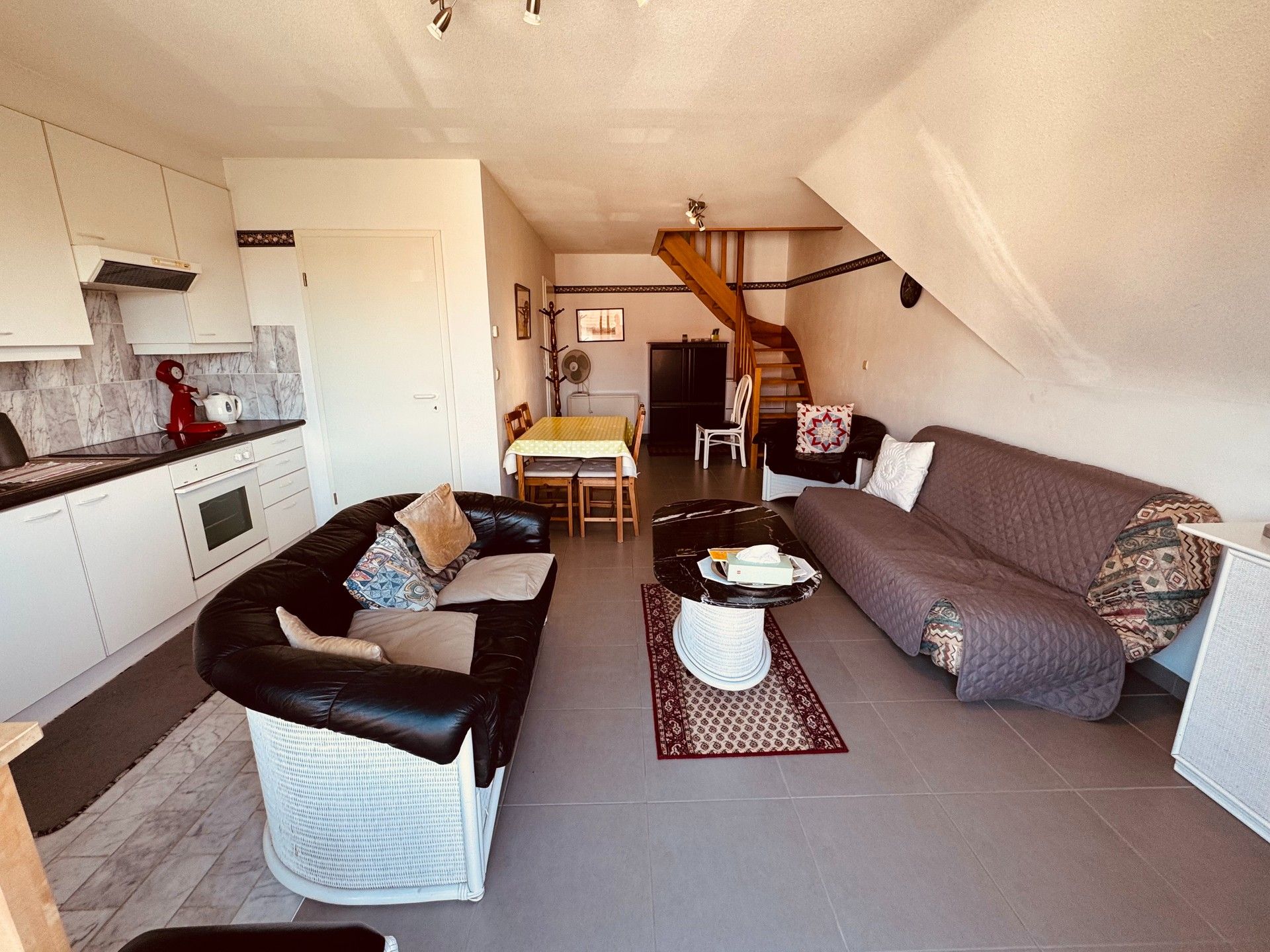 Duplex appartement nabij het centrum van De Haan. foto 3