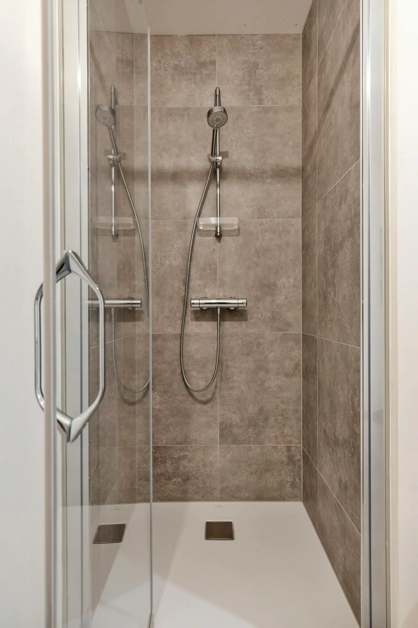 Modern en prachtig afgewerkt appartement in hartje Roeselare foto 20