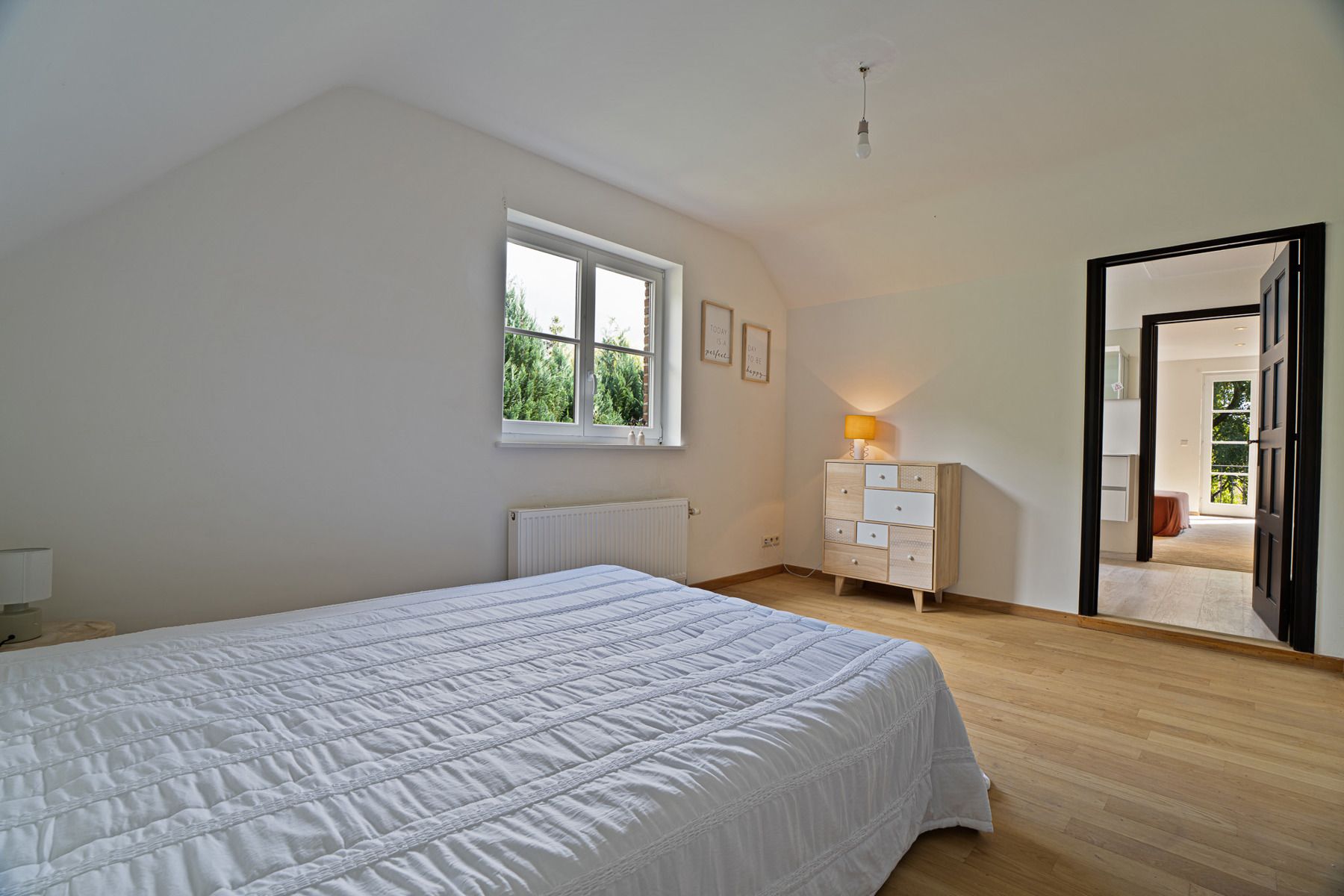 Gezinswoning / huis te koop – 4 slaapkamers, 182 m² – gerenoveerde badkamers, natuursteen & tuin – 10 are – Bois de Strihoux foto 13