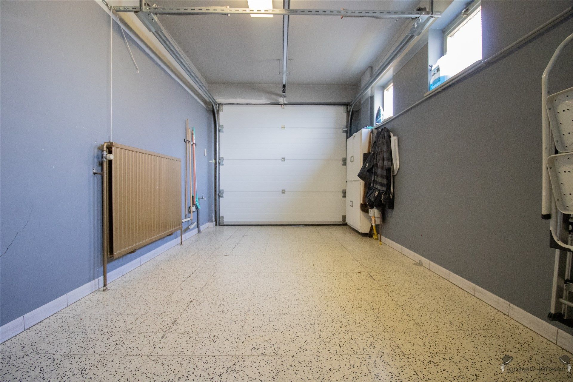 Rustig gelegen gelijkvloerse woning met 3 slaapkamers en bijhuis op  750 m foto 14