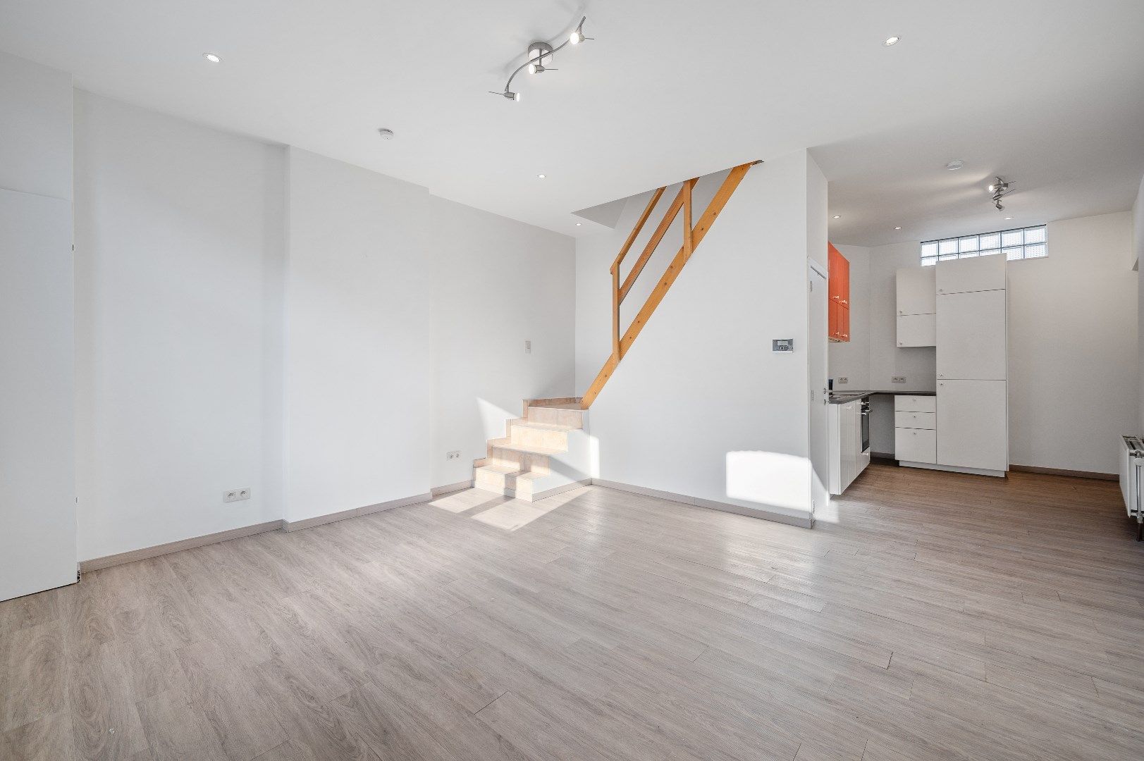 Instapklare woning met 3 slpks, tuin en terras in het gezellige Hoegaarden foto 6