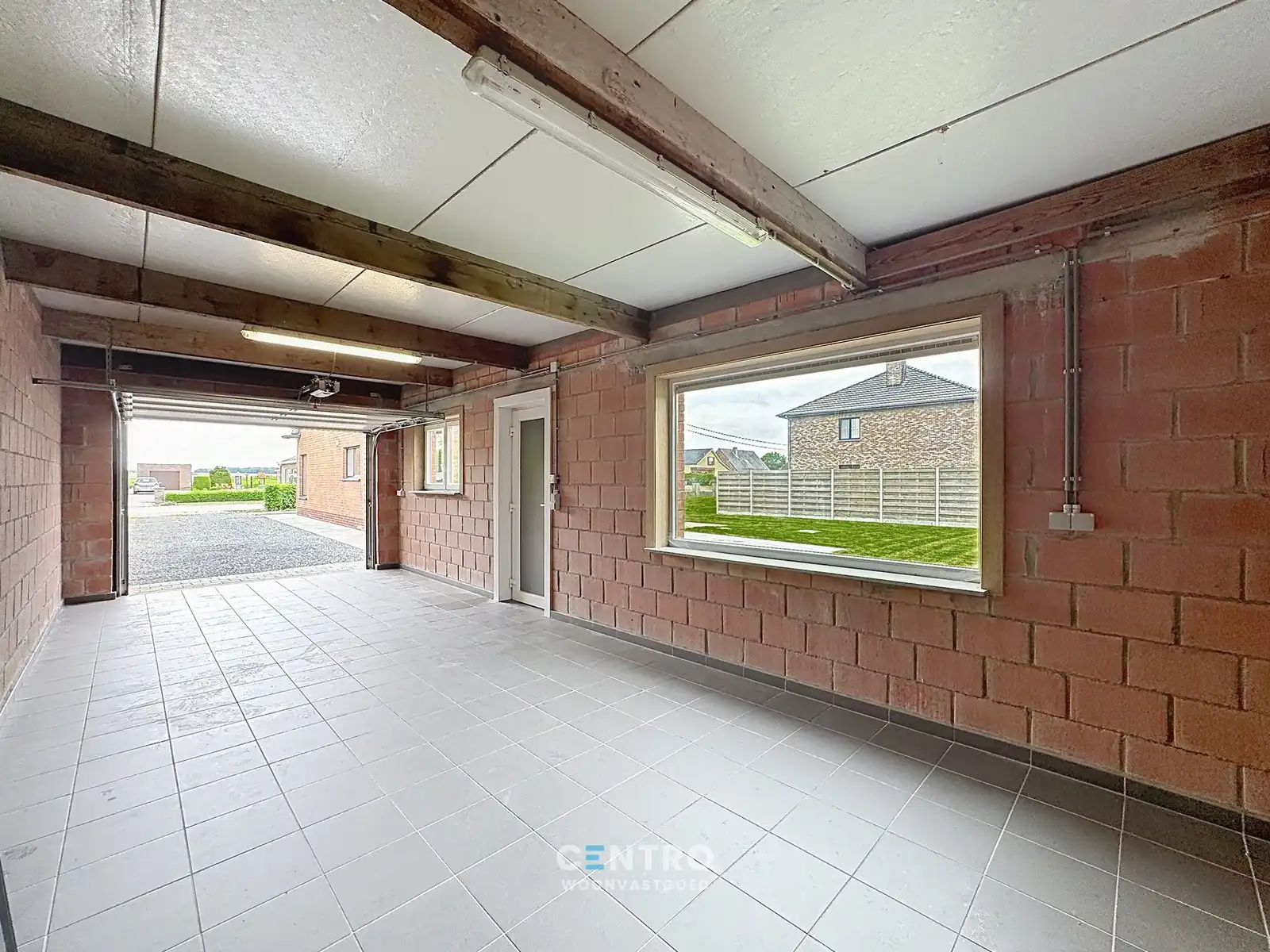 Instapklare woning met alle COMFORT te Maldegem! foto 13