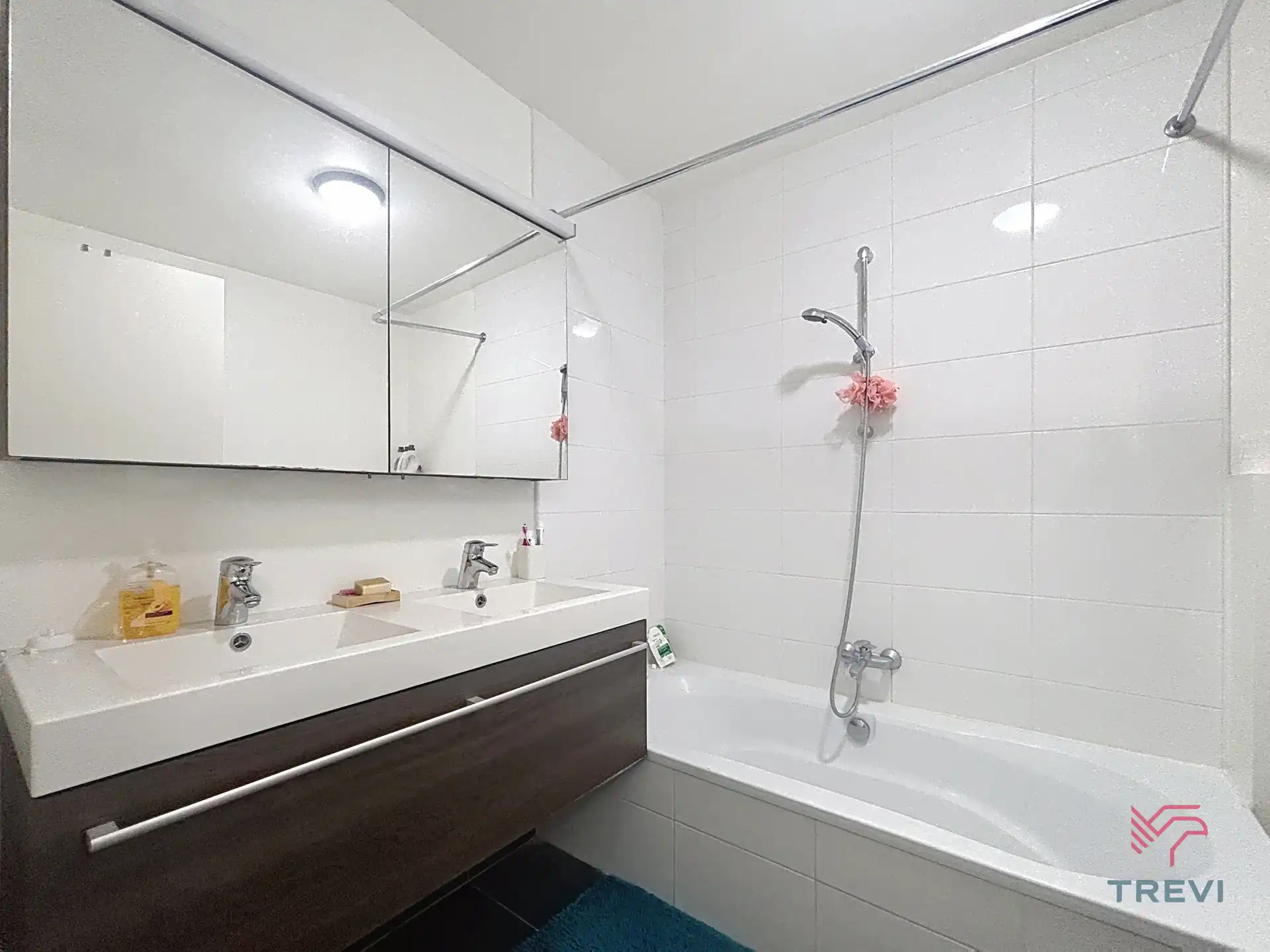 Ongemeubileerde duplex met 2 slaapkamers foto 10