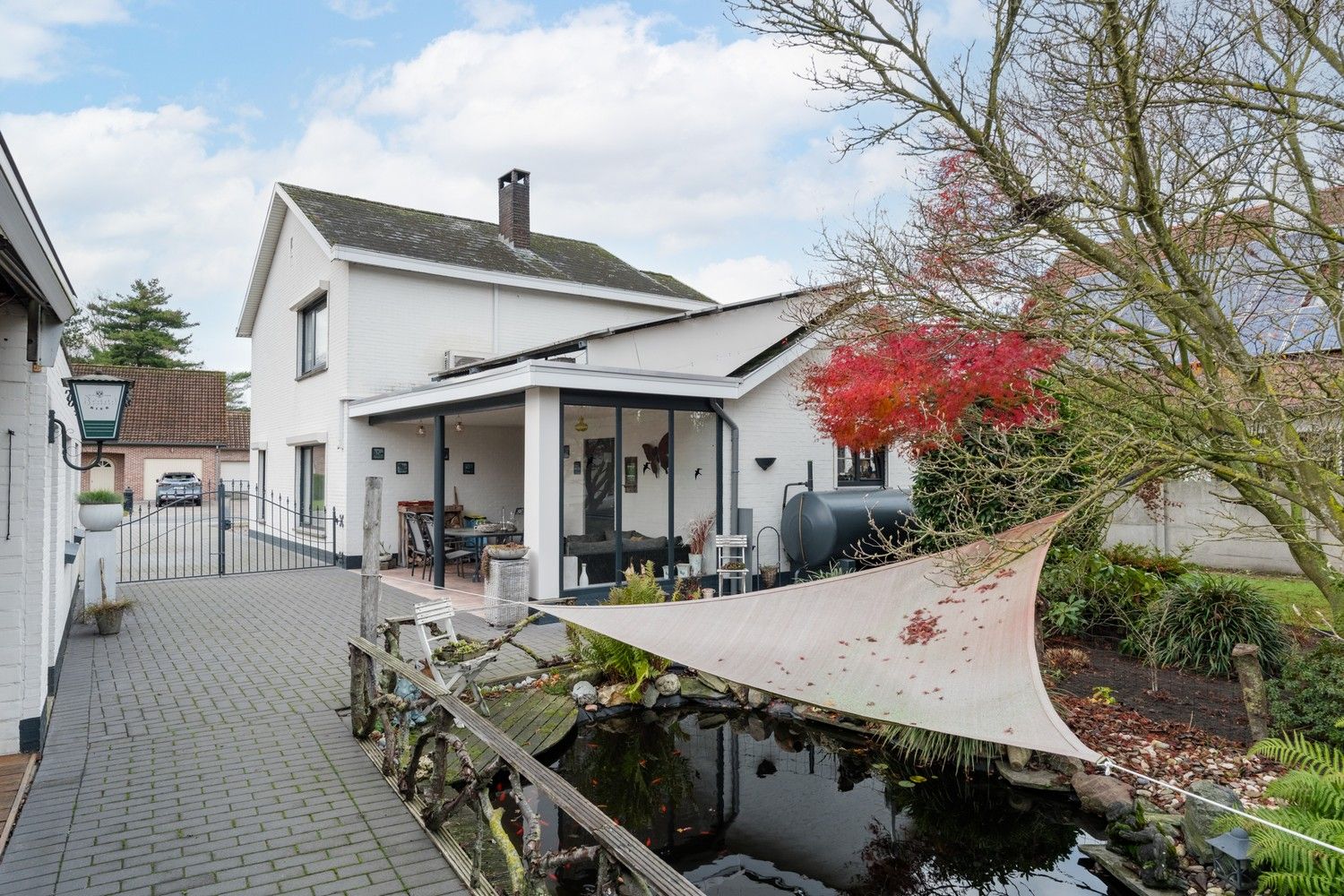 Vrijstaande woning met prachtig uitzicht op weilanden, rustige ligging nabij de Nederlandse grens! foto 45
