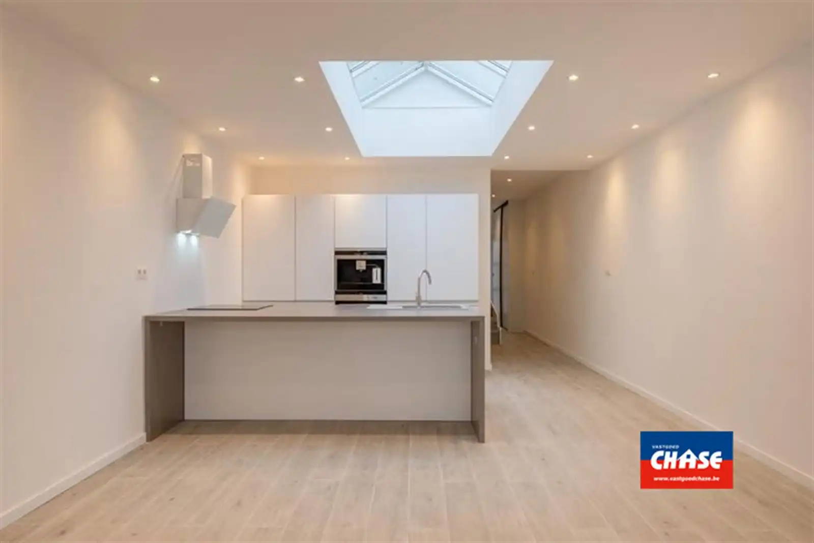 Volledig gerenoveerde woning!  foto 5