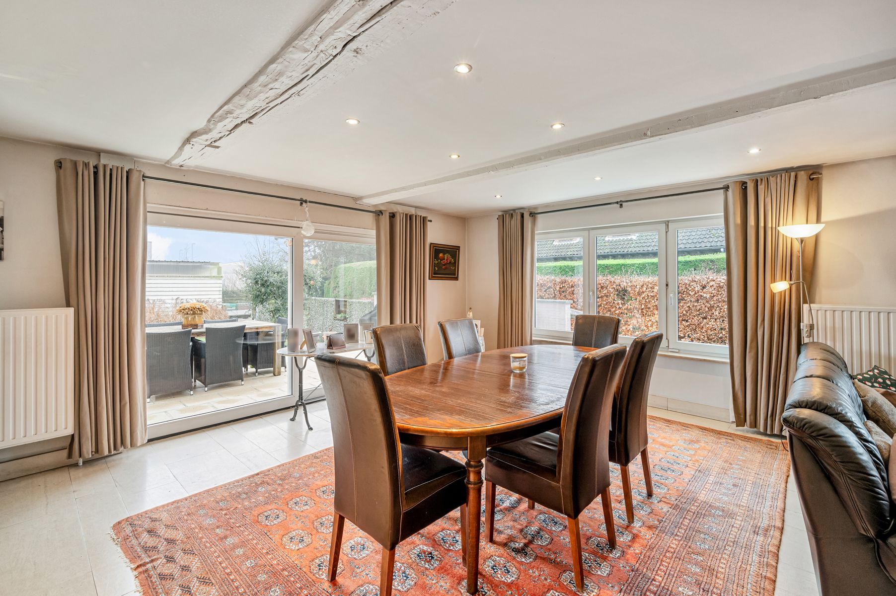 Statige villa: 6 slpk’s met tuin & praktische loods ! foto 8