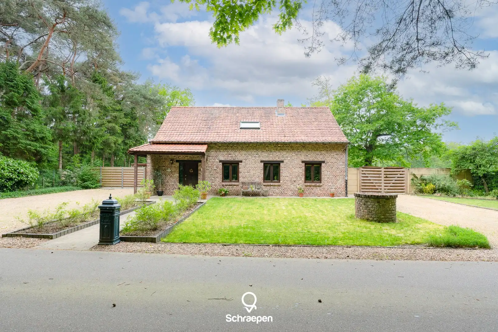 Idyllisch gelegen woning (314 m²) op een riant perceel van 50 are te Hasselt! foto 29