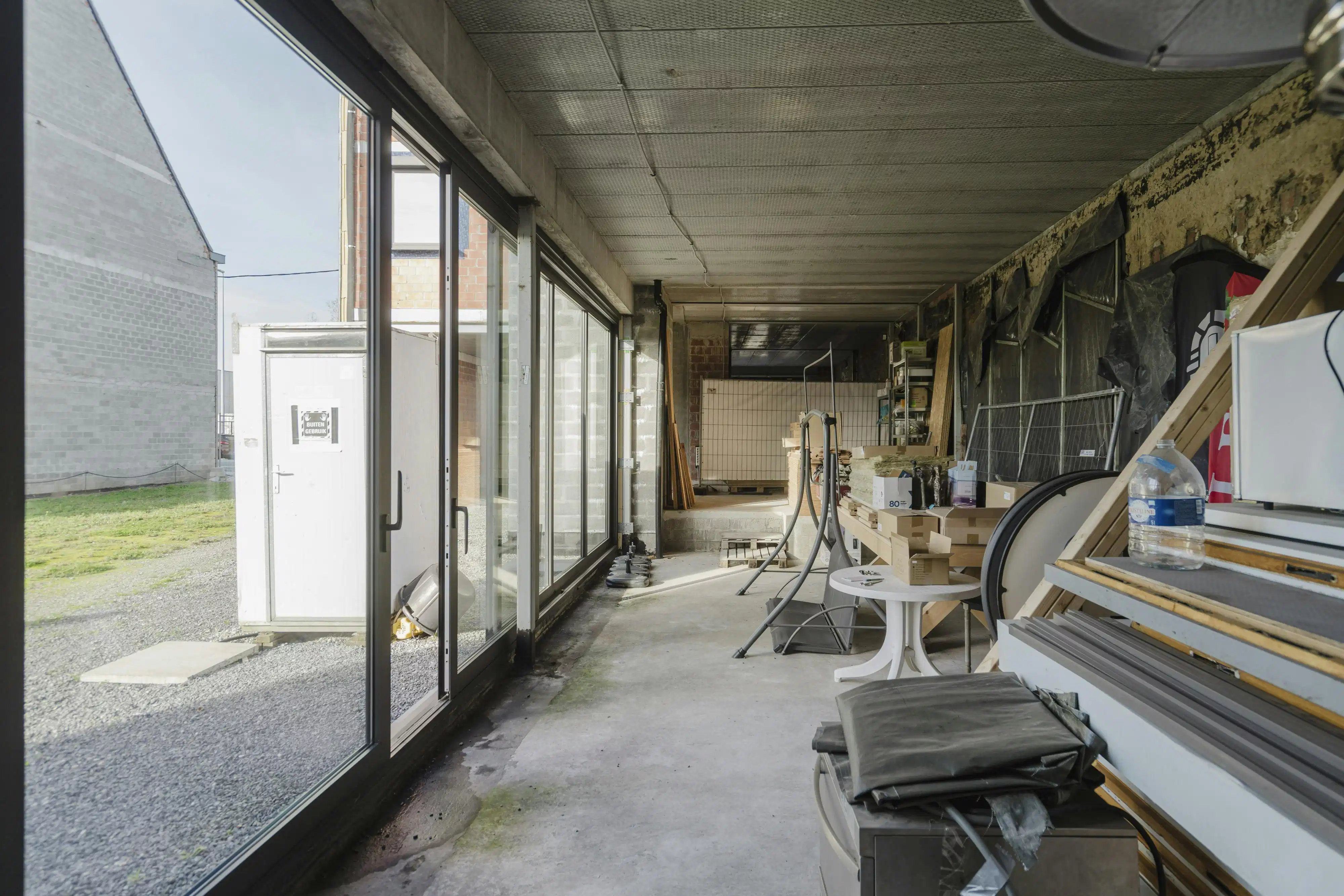 Opbrengsteigendom met handelspand en 2 appartementen te koop in Wevelgem foto 5