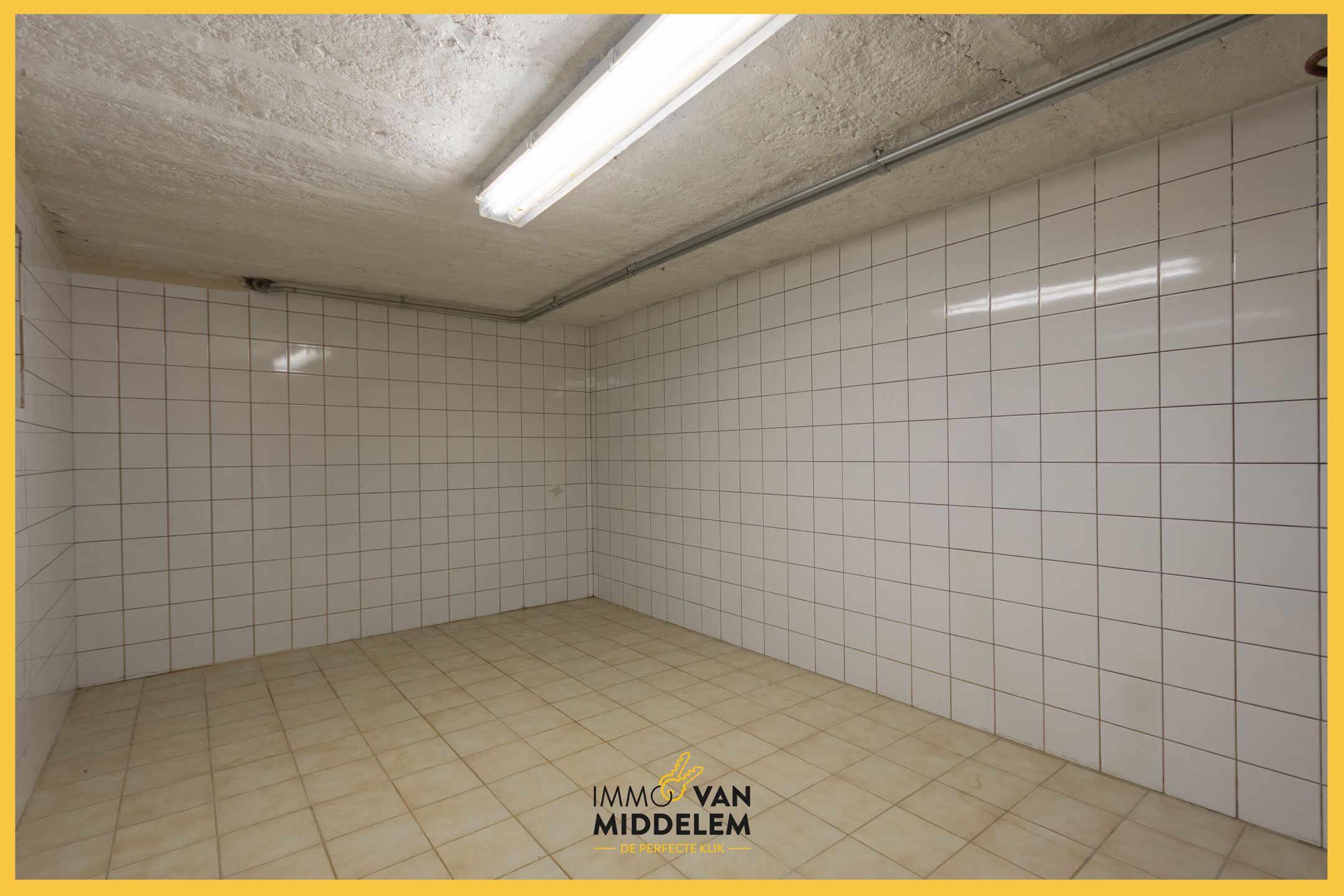GEZINSWONING MET 3 KAMERS, TUIN EN GARAGE foto 18